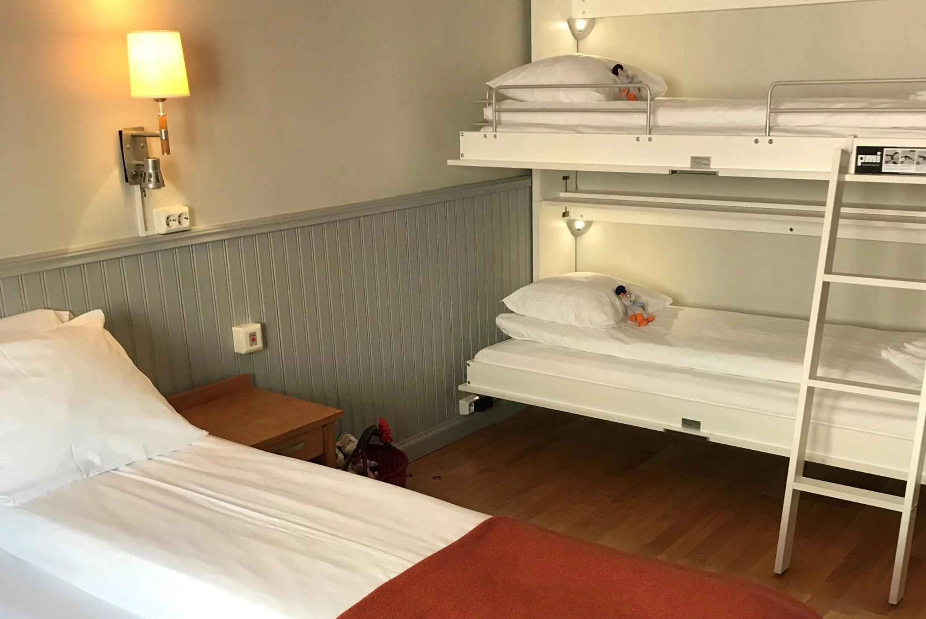 bunk bed, Bed in Akademihotellet