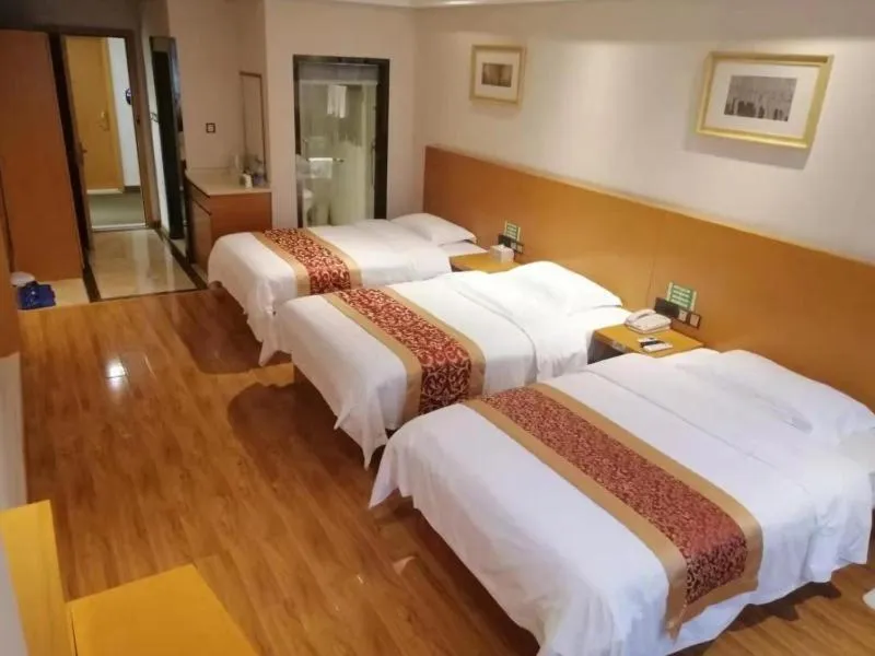Bed in GreenTree Inn GuangXi HePu HuanzhuSouthRd.Transit Center Express Hotel