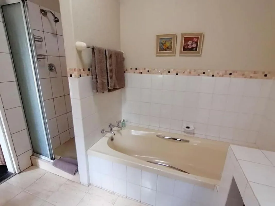 Shower in Idle & Wild Chalet