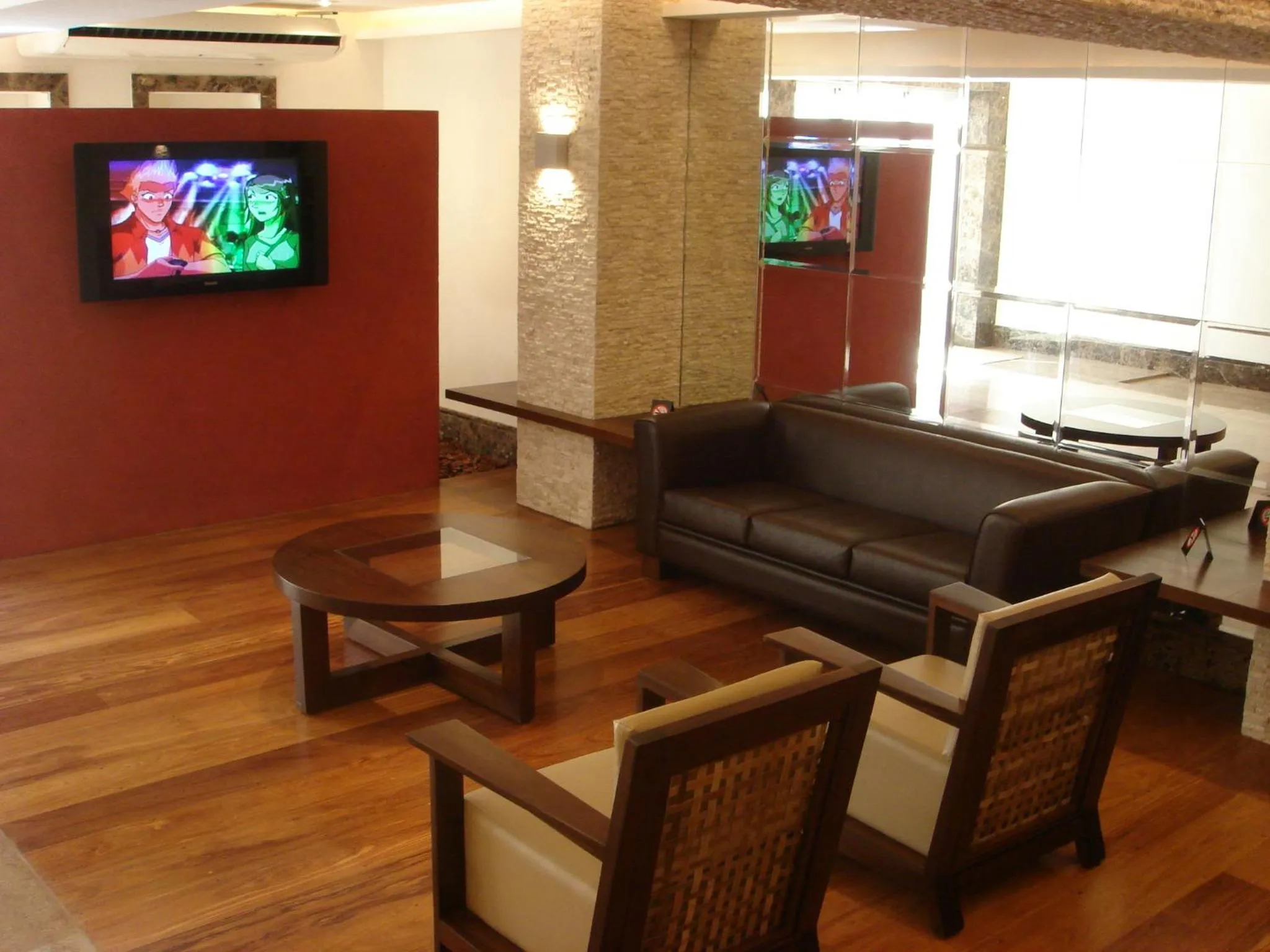 TV and multimedia in Vip Hotel