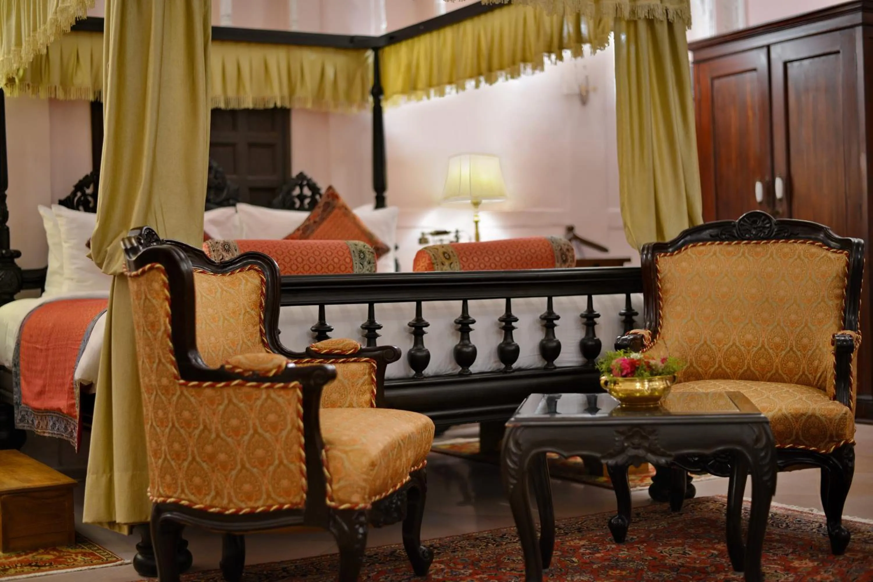 Living room, Bed in BrijRama Palace, Varanasi - By the Ganges