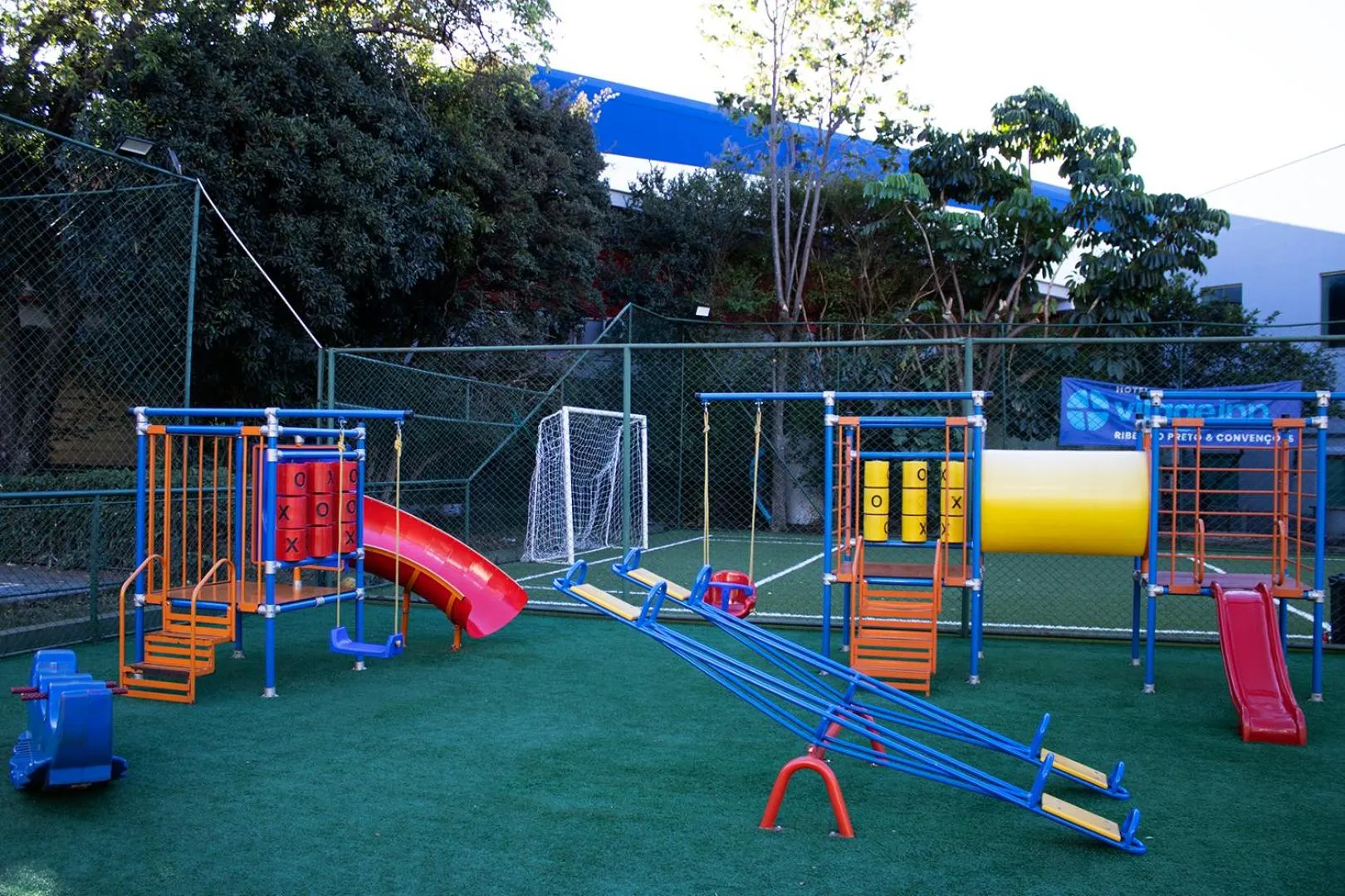Children play ground in Hotel Vilage Inn Ribeirão Preto & Convenções by Nacional Inn