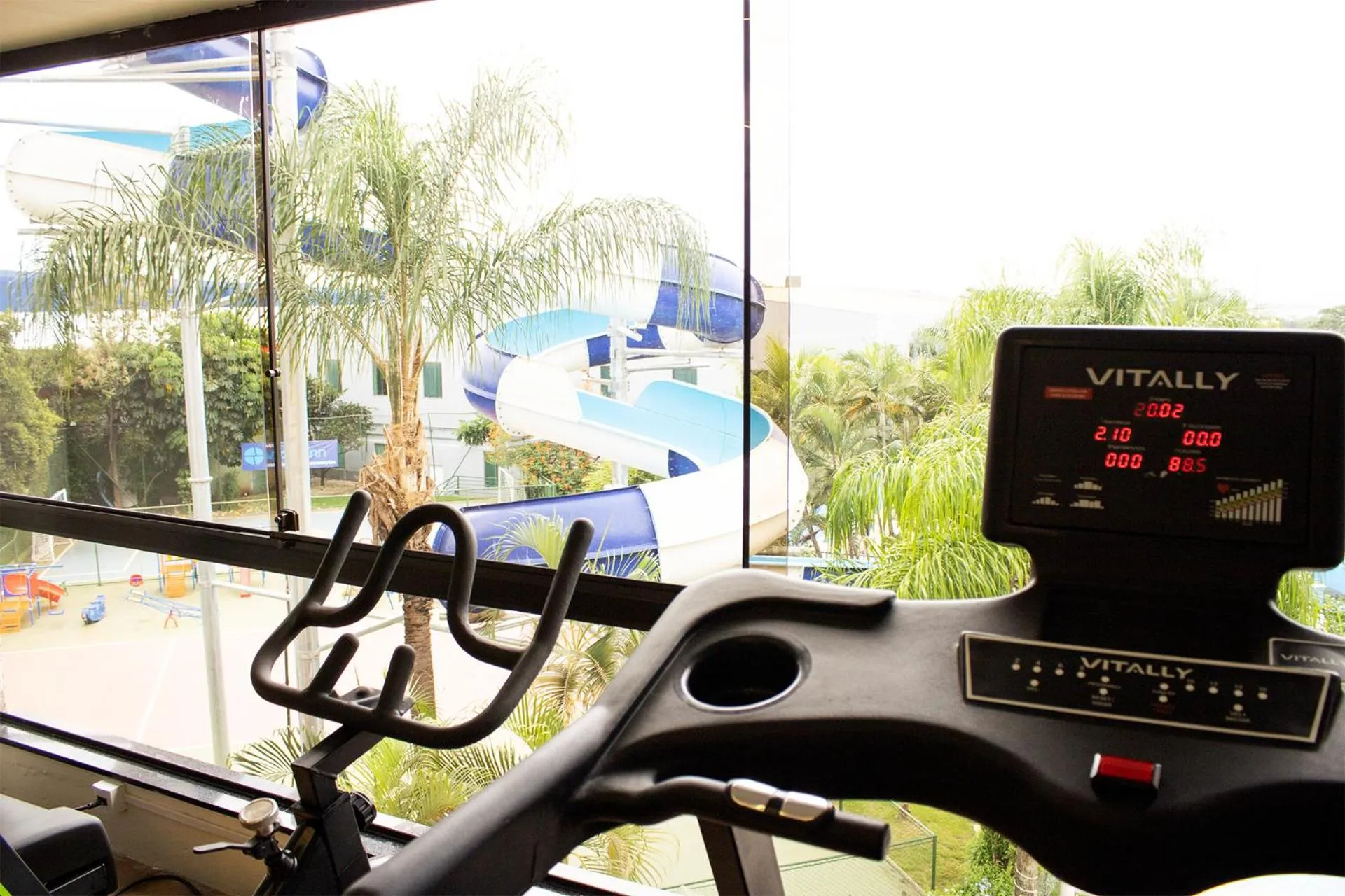 Fitness centre/facilities in Hotel Vilage Inn Ribeirão Preto & Convenções by Nacional Inn