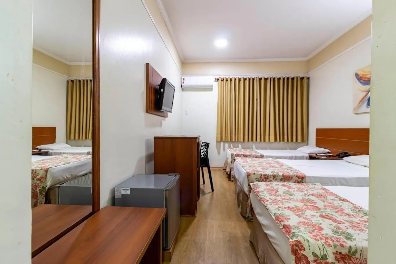 Bedroom, Bed in Hotel Vilage Inn Ribeirão Preto & Convenções