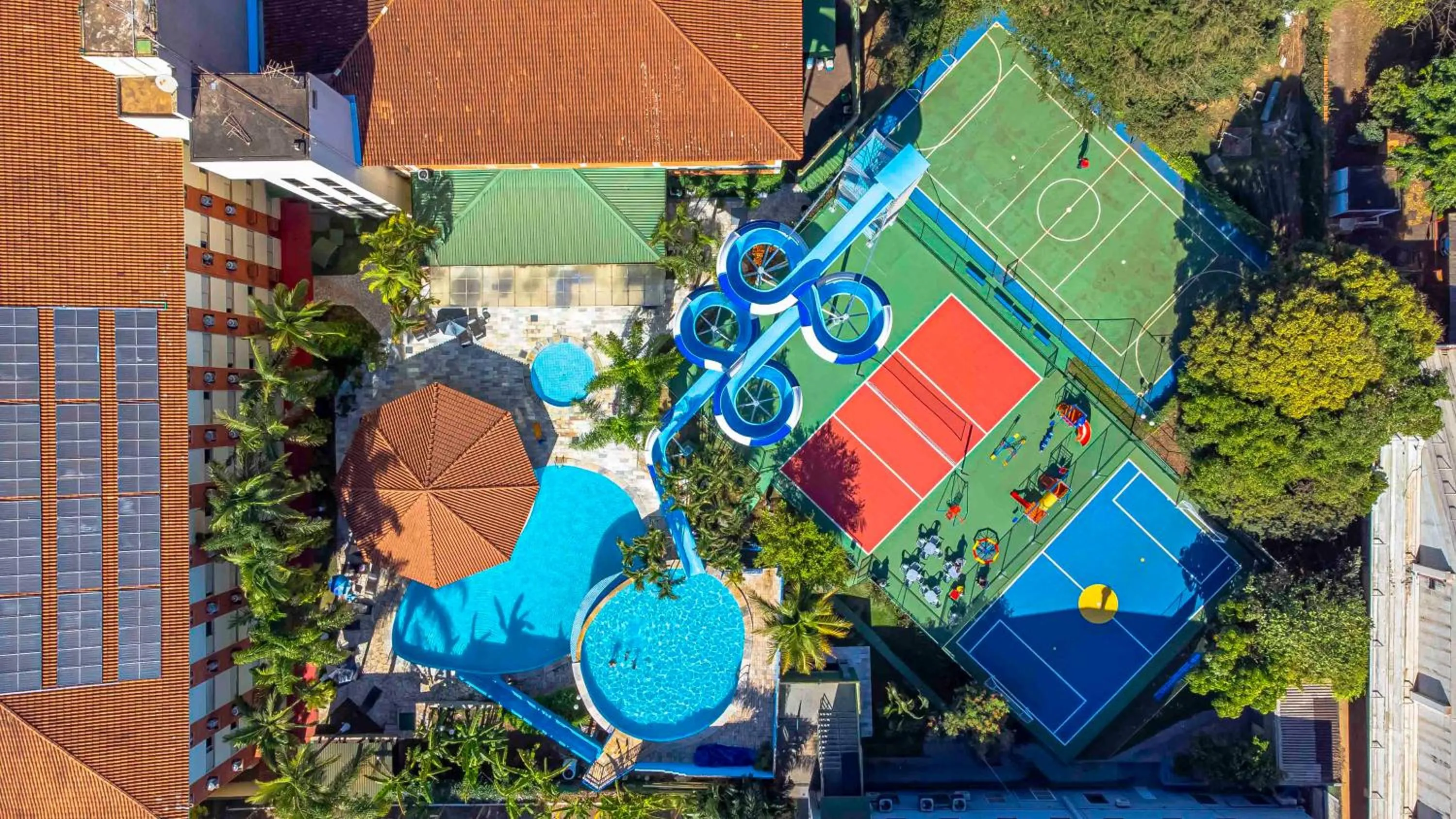 Property building in Hotel Vilage Inn Ribeirão Preto & Convenções