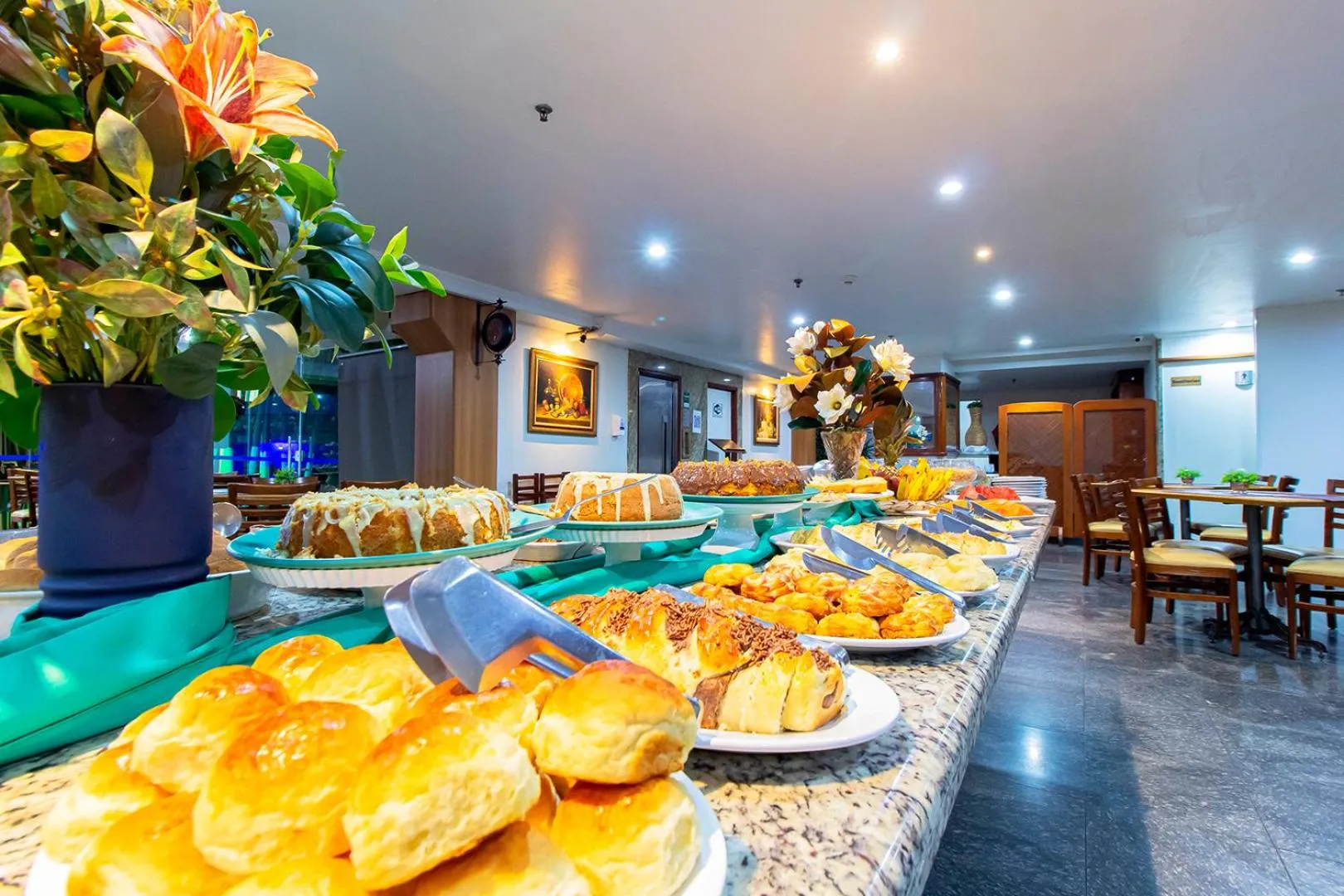 Restaurant/places to eat in Hotel Vilage Inn Ribeirão Preto & Convenções by Nacional Inn