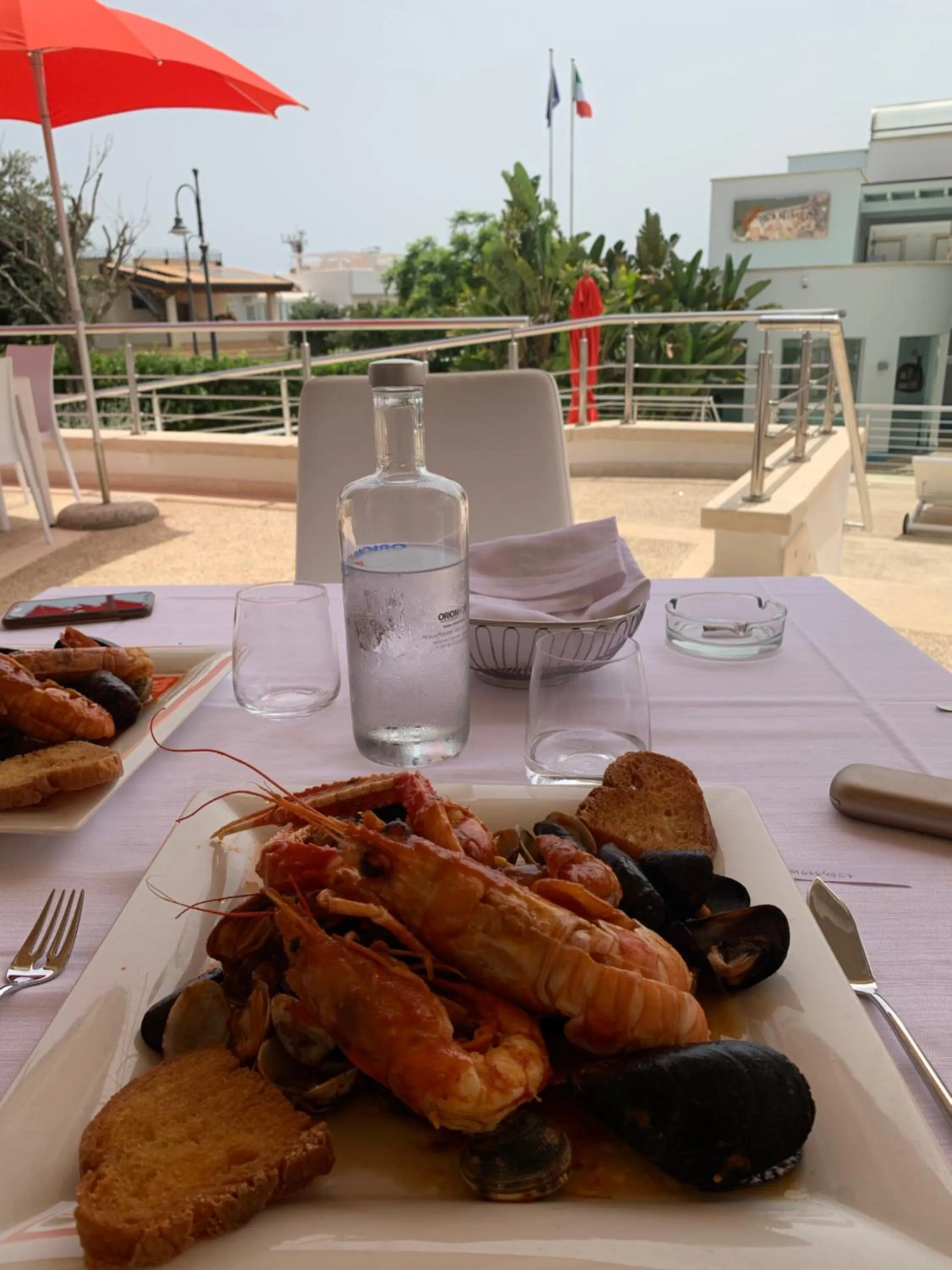 Restaurant/places to eat in Ganimede Hotel