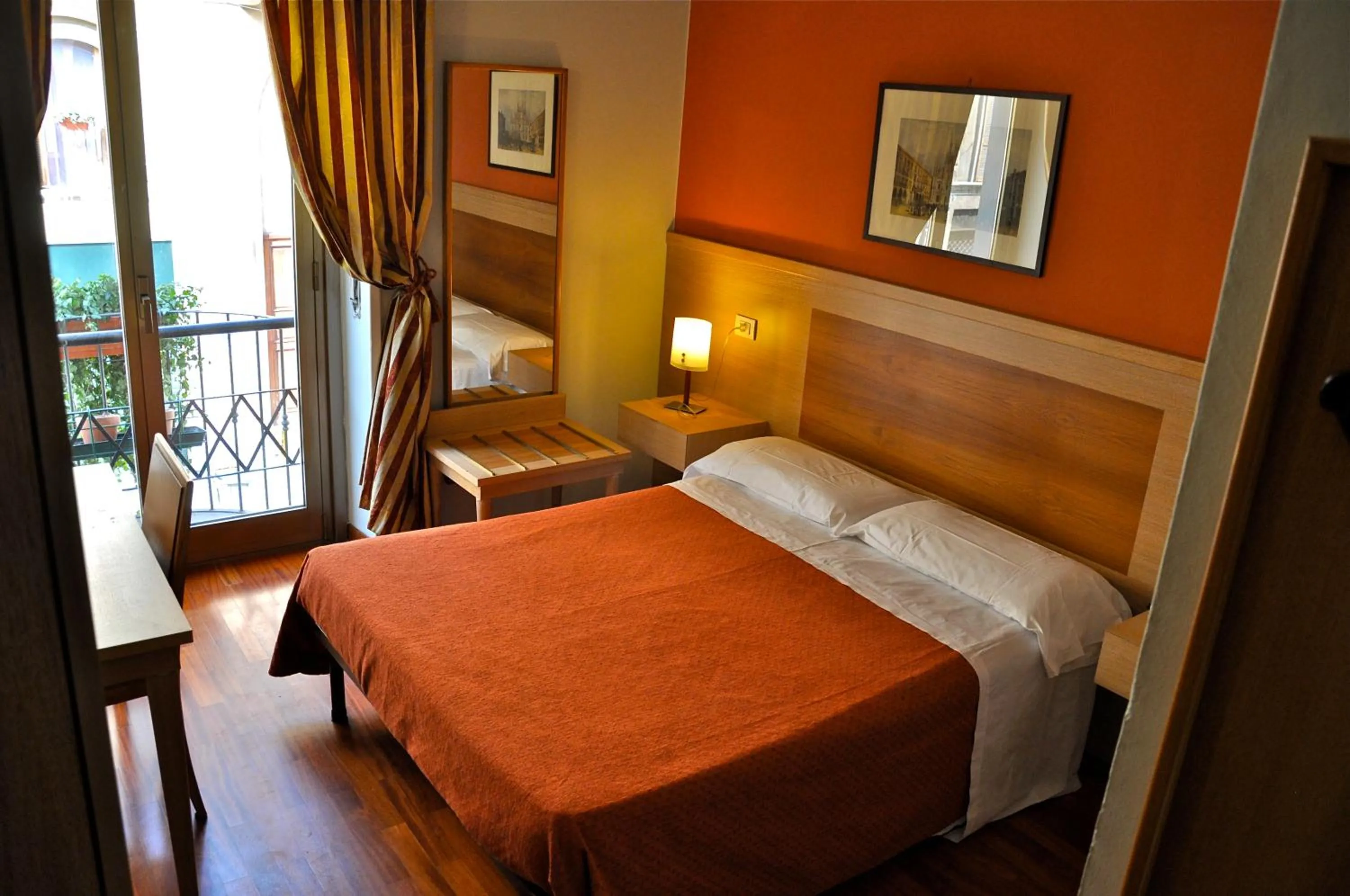 Day, Bed in Hotel Dover