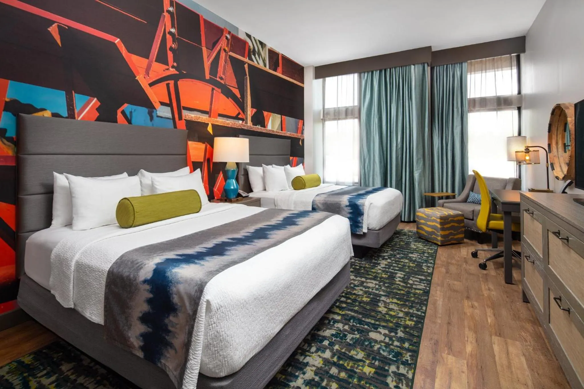 Photo of the whole room, Bed in Hotel Indigo Tuscaloosa Downtown by IHG