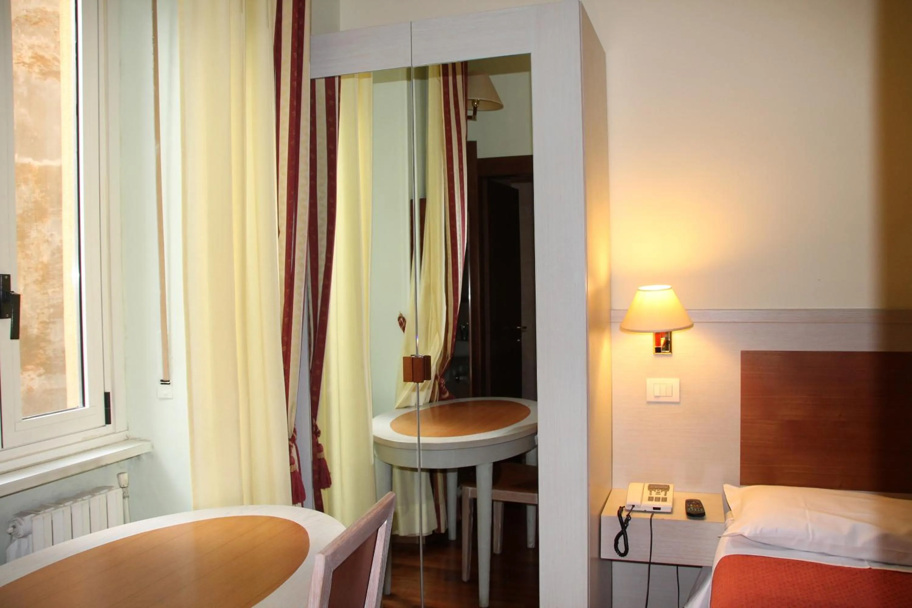 Photo of the whole room, Bed in Hotel Rio