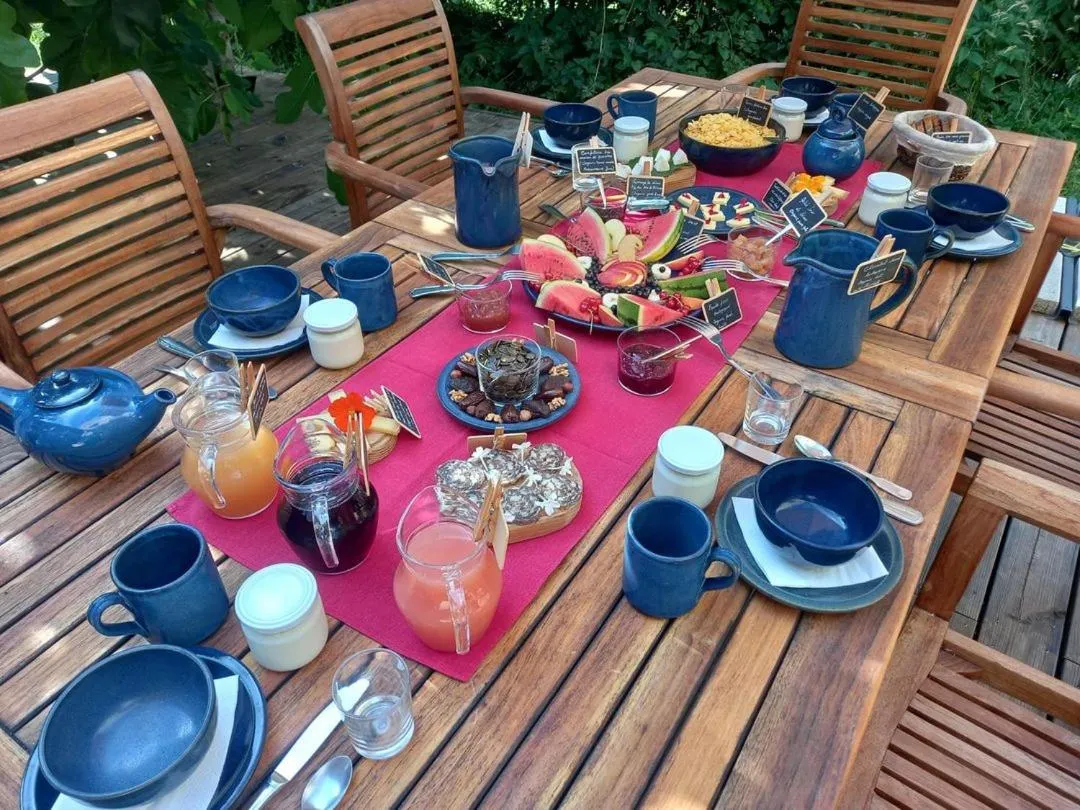 VALRELEY, chambres et table d'hôtes eco-friendly avec bain nordique au sud du massif du Jura