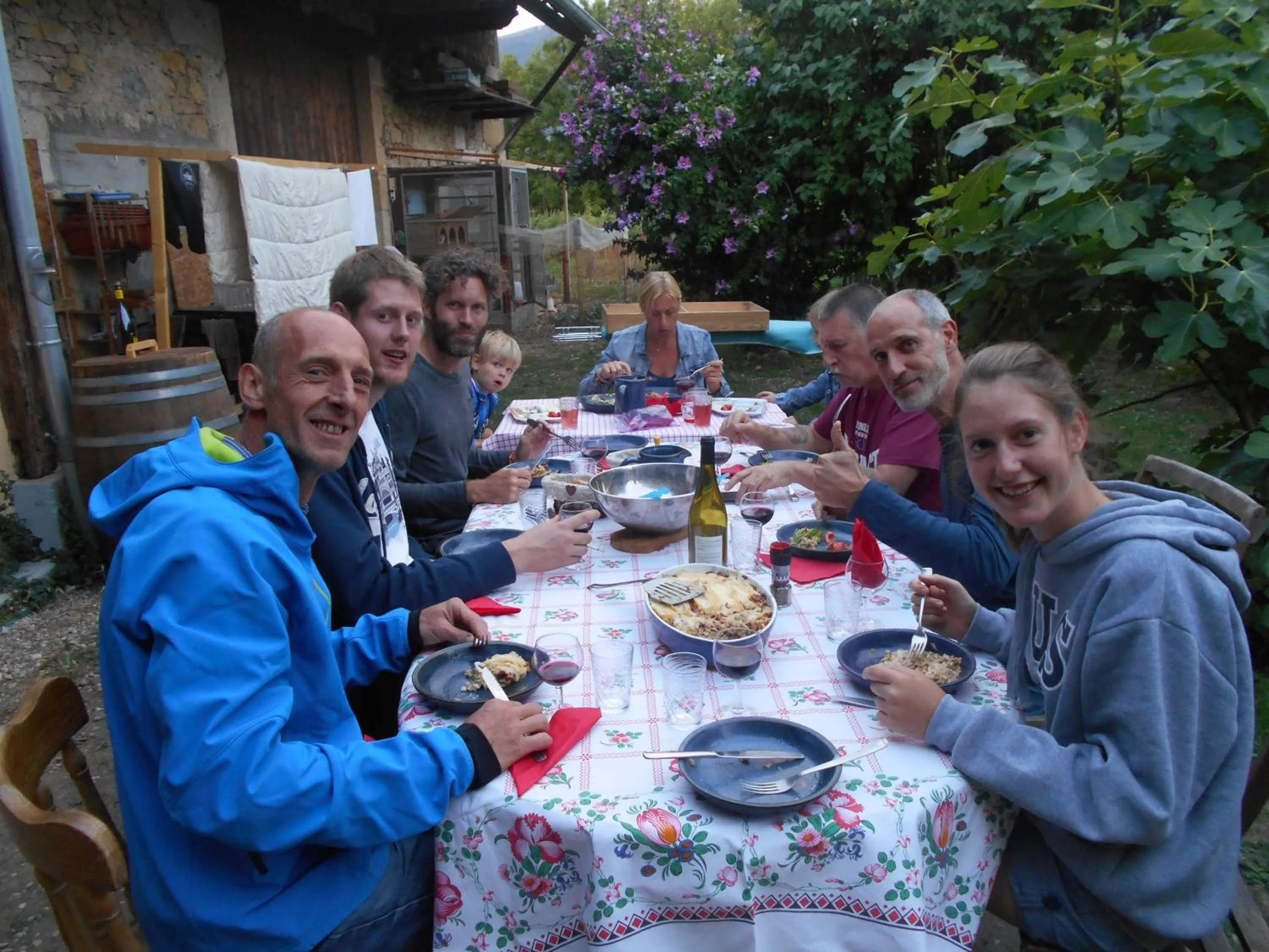 Restaurant/places to eat in VALRELEY, chambres et table d'hôtes eco-friendly avec bain nordique au sud du massif du Jura
