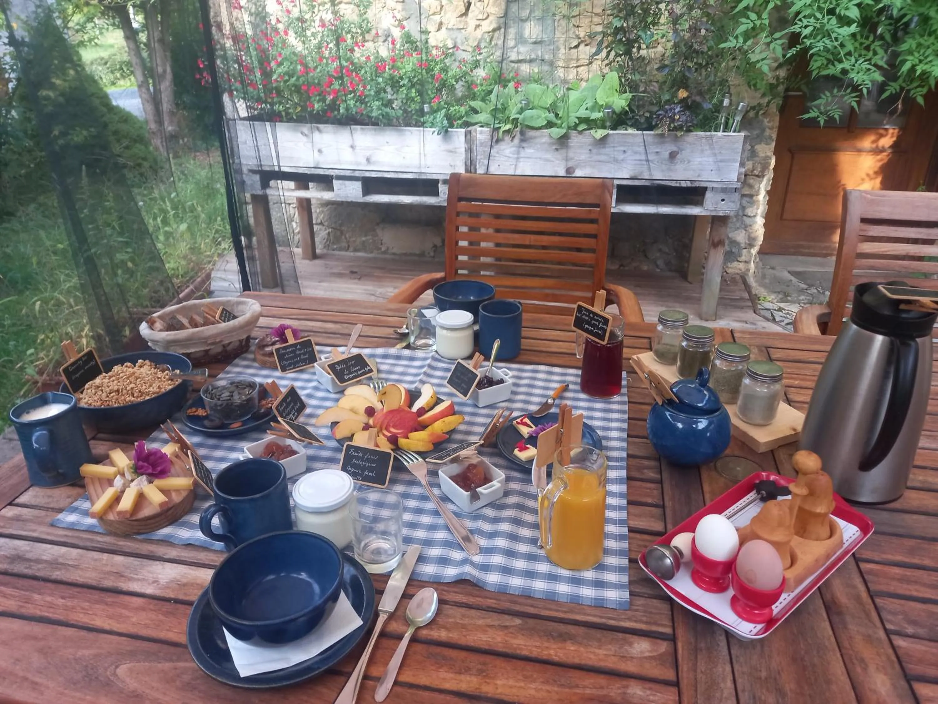 VALRELEY, chambres et table d'hôtes eco-friendly avec bain nordique au sud du massif du Jura