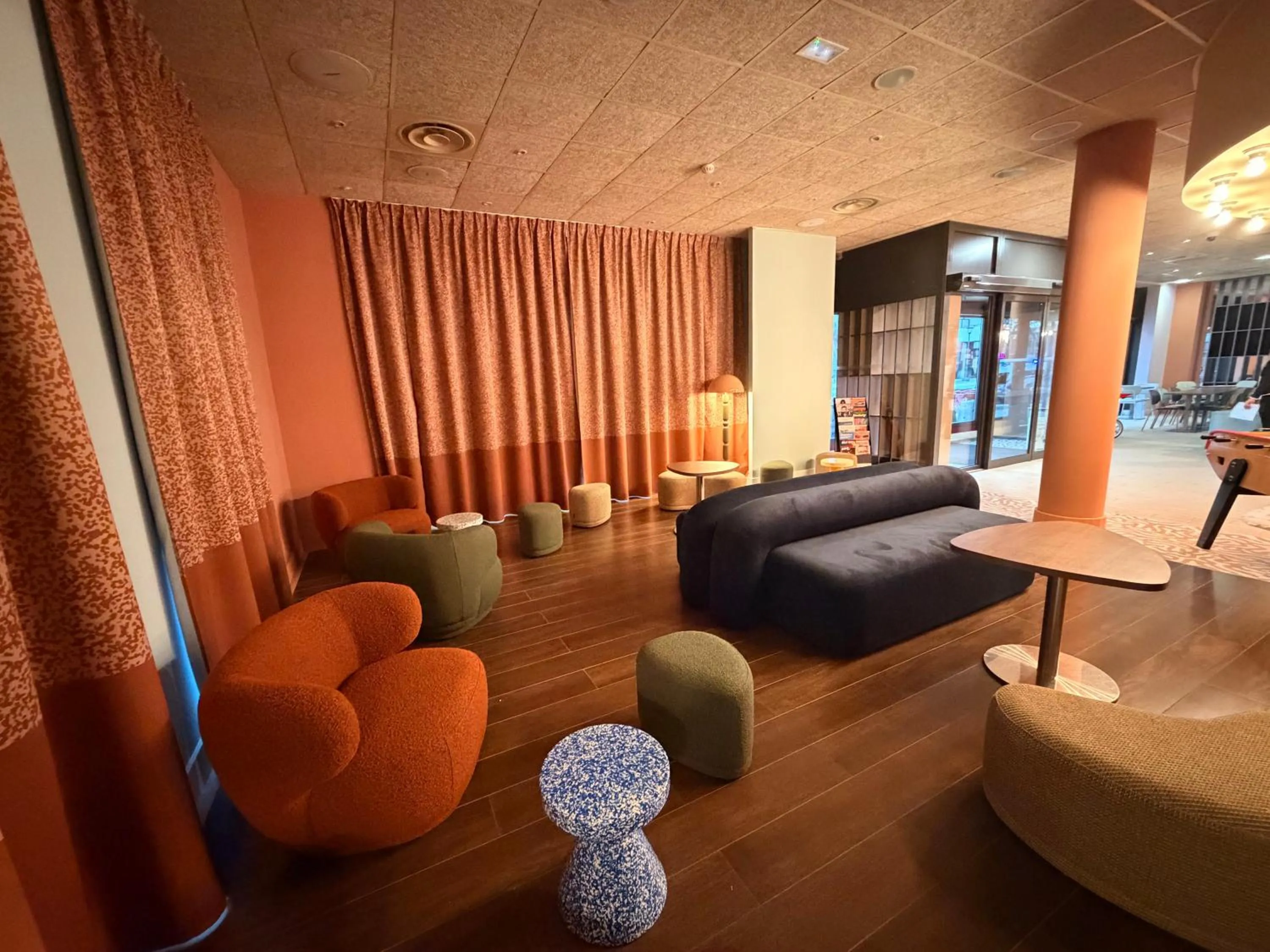 Seating area in IBIS STYLES ALES CENTRE