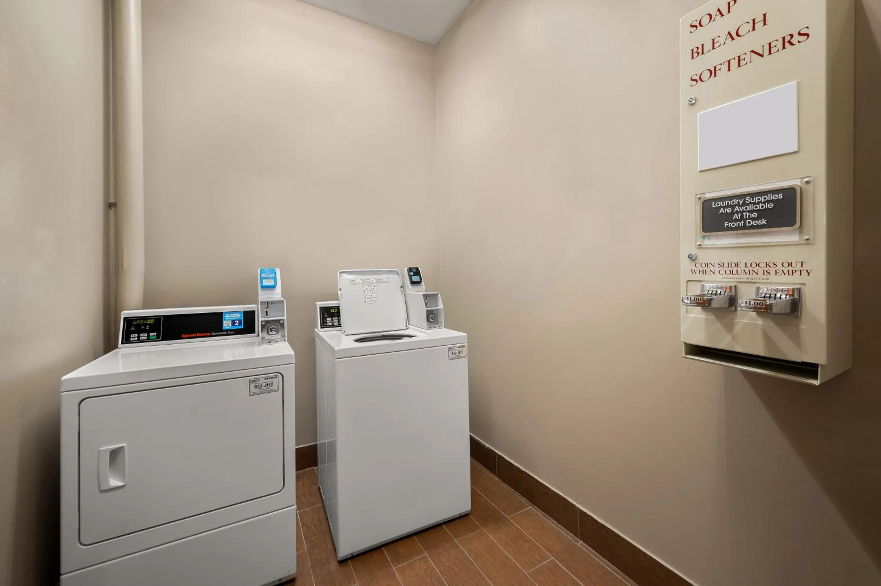 laundry in Comfort Inn & Suites Fenton