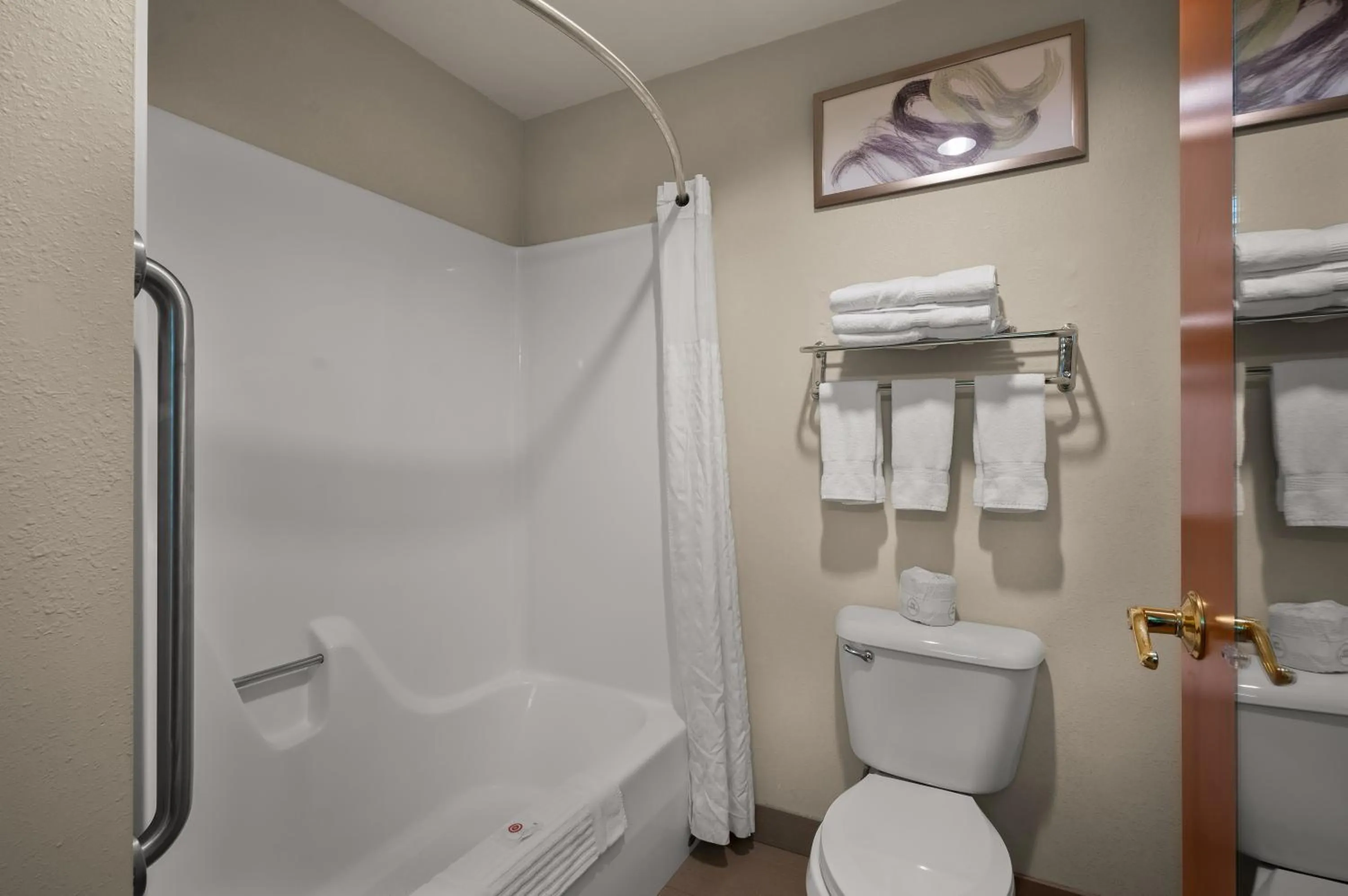 Bathroom in Comfort Inn & Suites Fenton