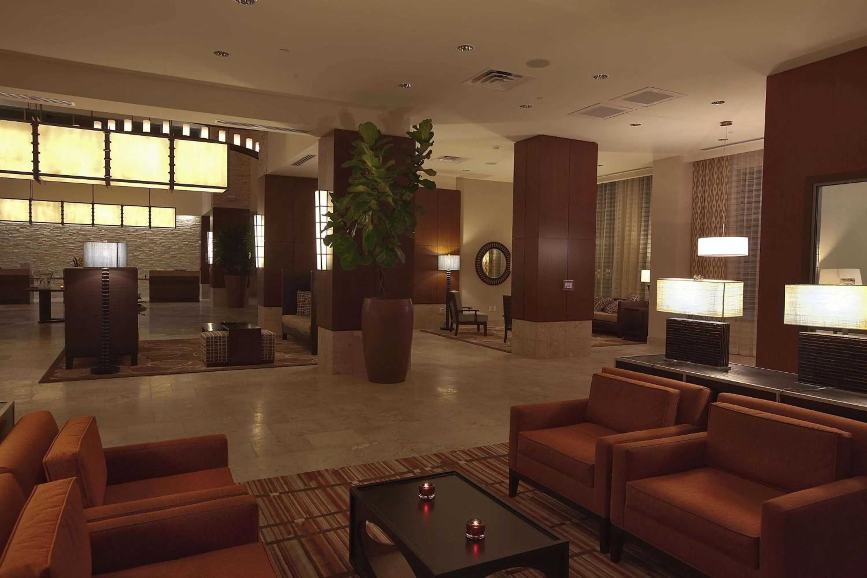 Lobby or reception in Embassy Suites Palmdale