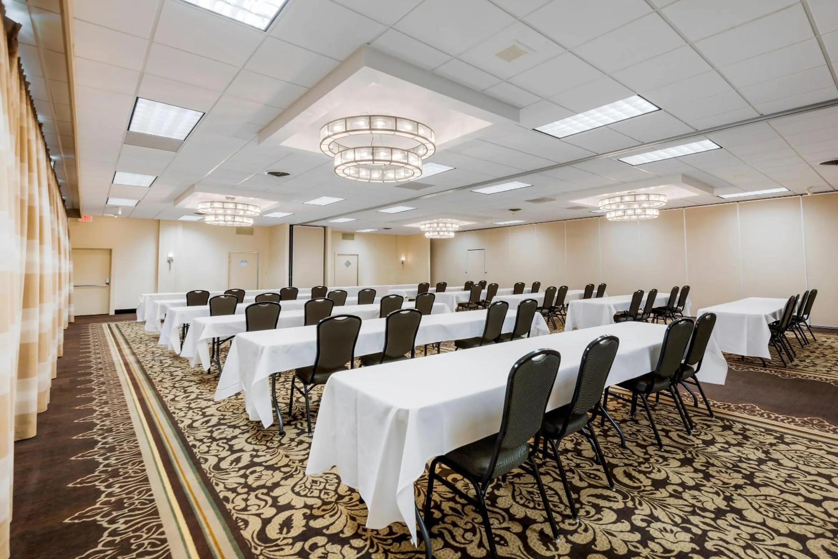 Meeting/conference room in Clarion Inn Elmira-Horseheads