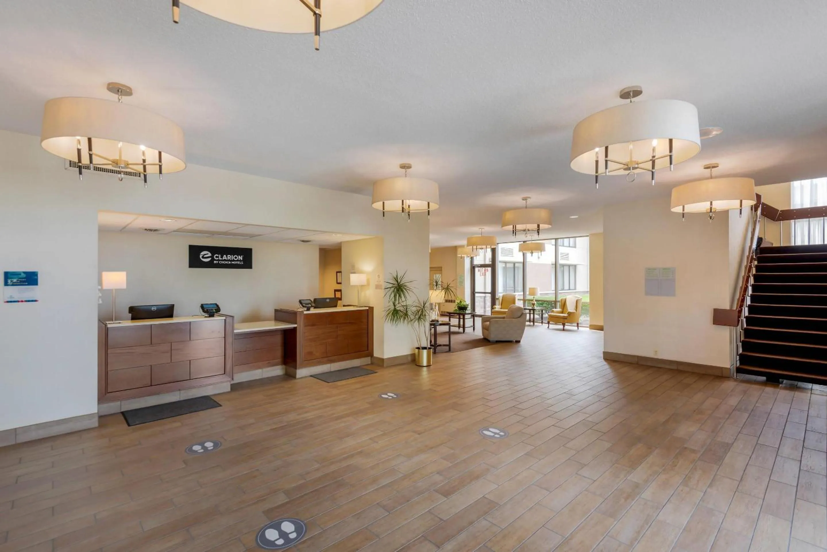 Lobby or reception in Clarion Inn Elmira-Horseheads