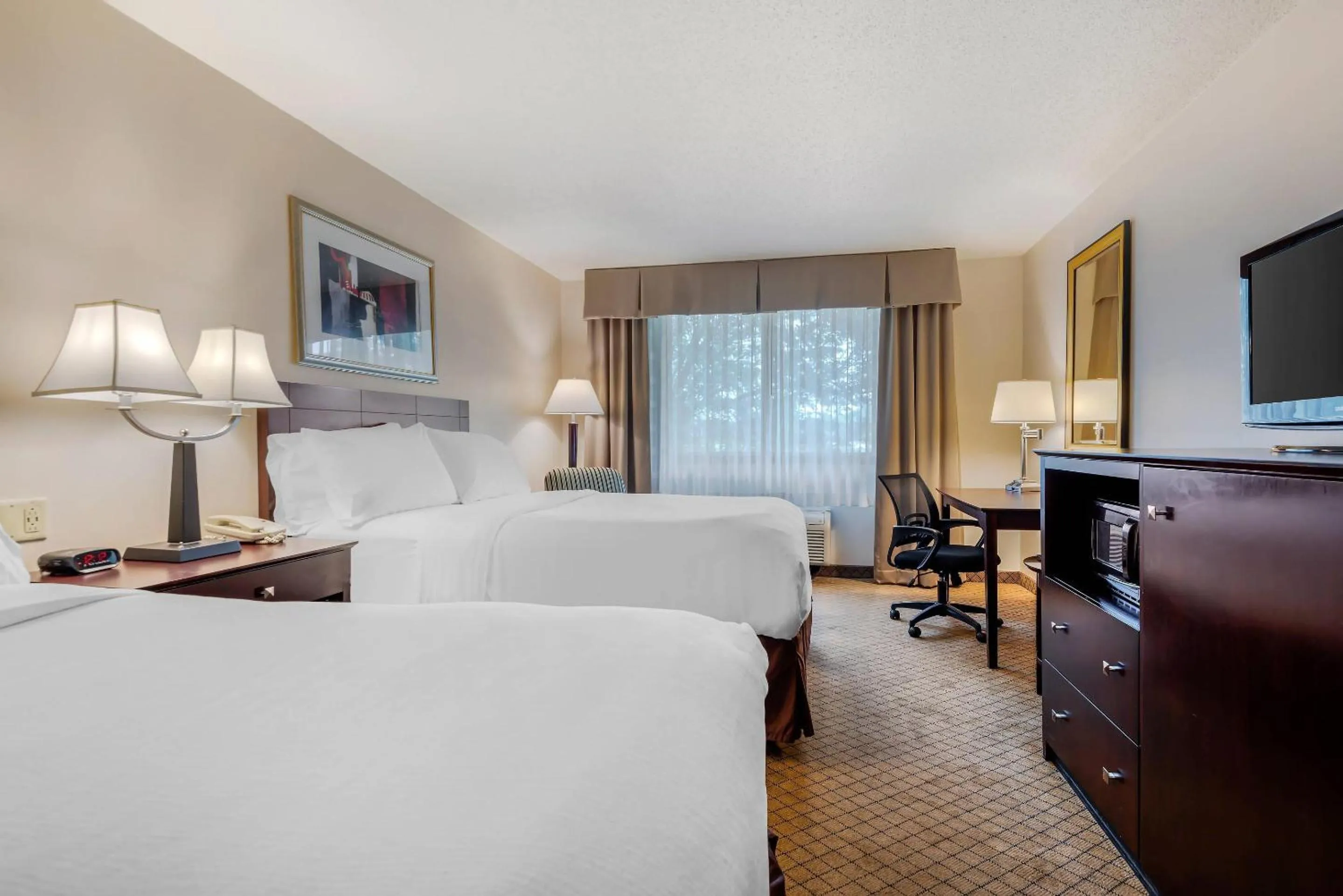 Bedroom, Bed in Clarion Inn Elmira-Horseheads