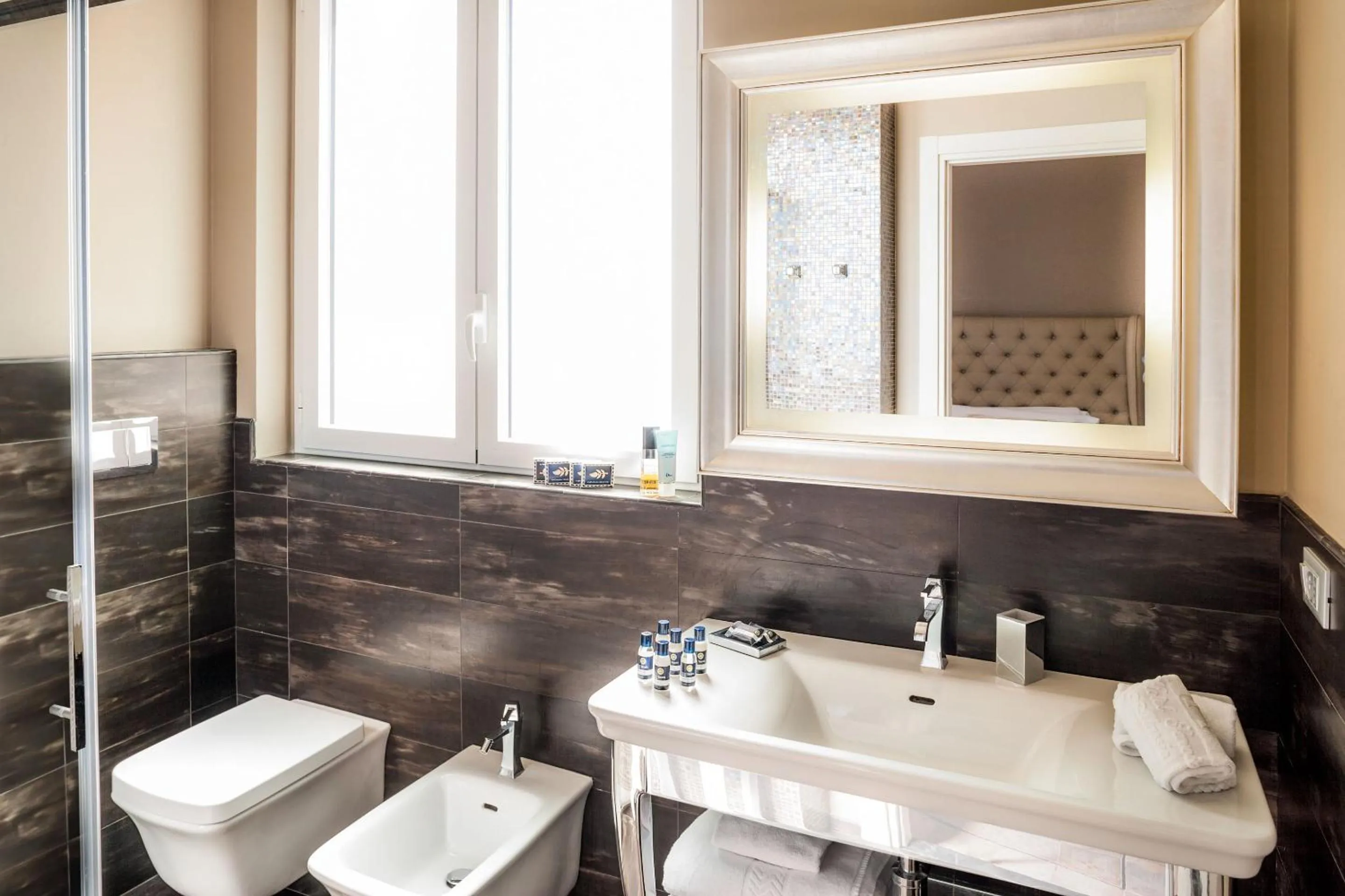 Bathroom in Hotel Savoia