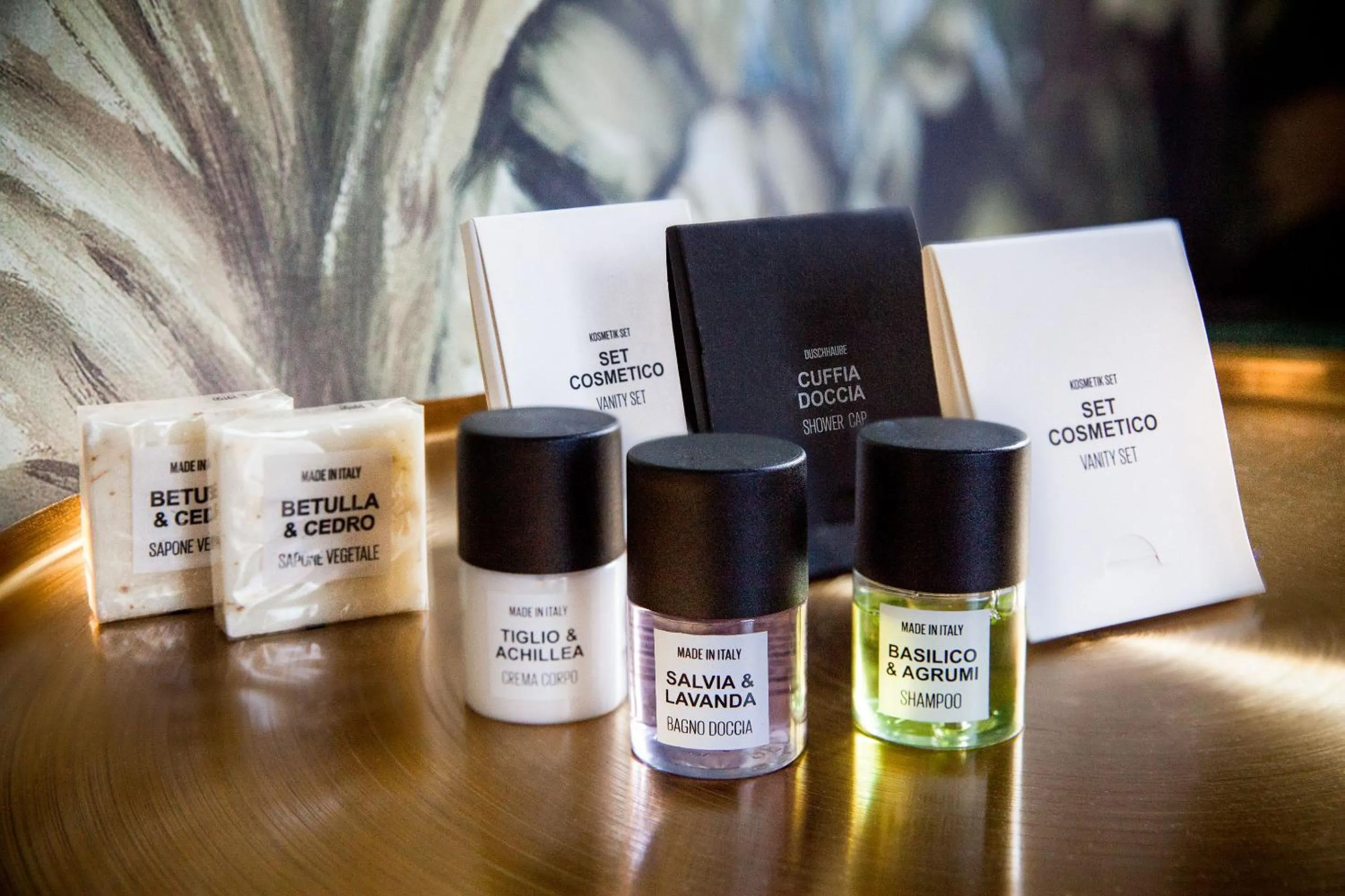 Bathroom in Hotel Savoia