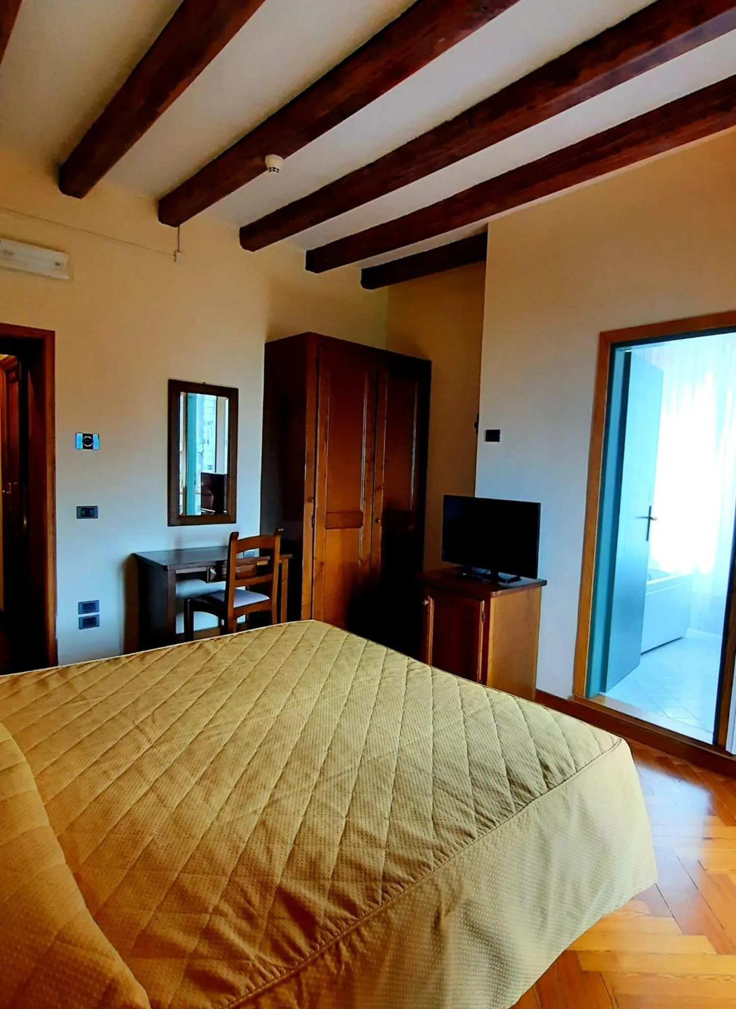 Bedroom, Bed in Hotel Bellavista