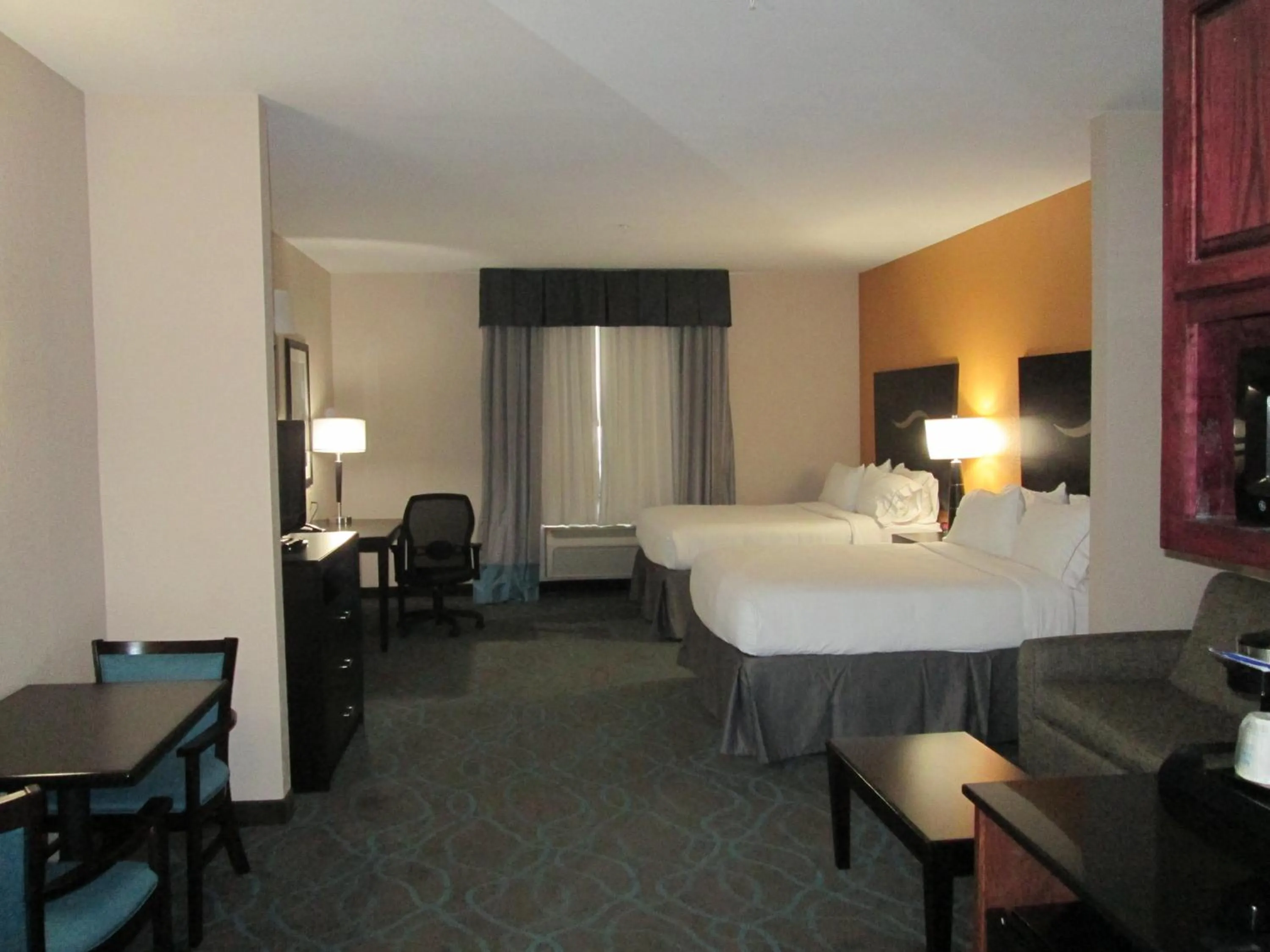 Photo of the whole room in Holiday Inn Express Hotel and Suites Fort Stockton by IHG