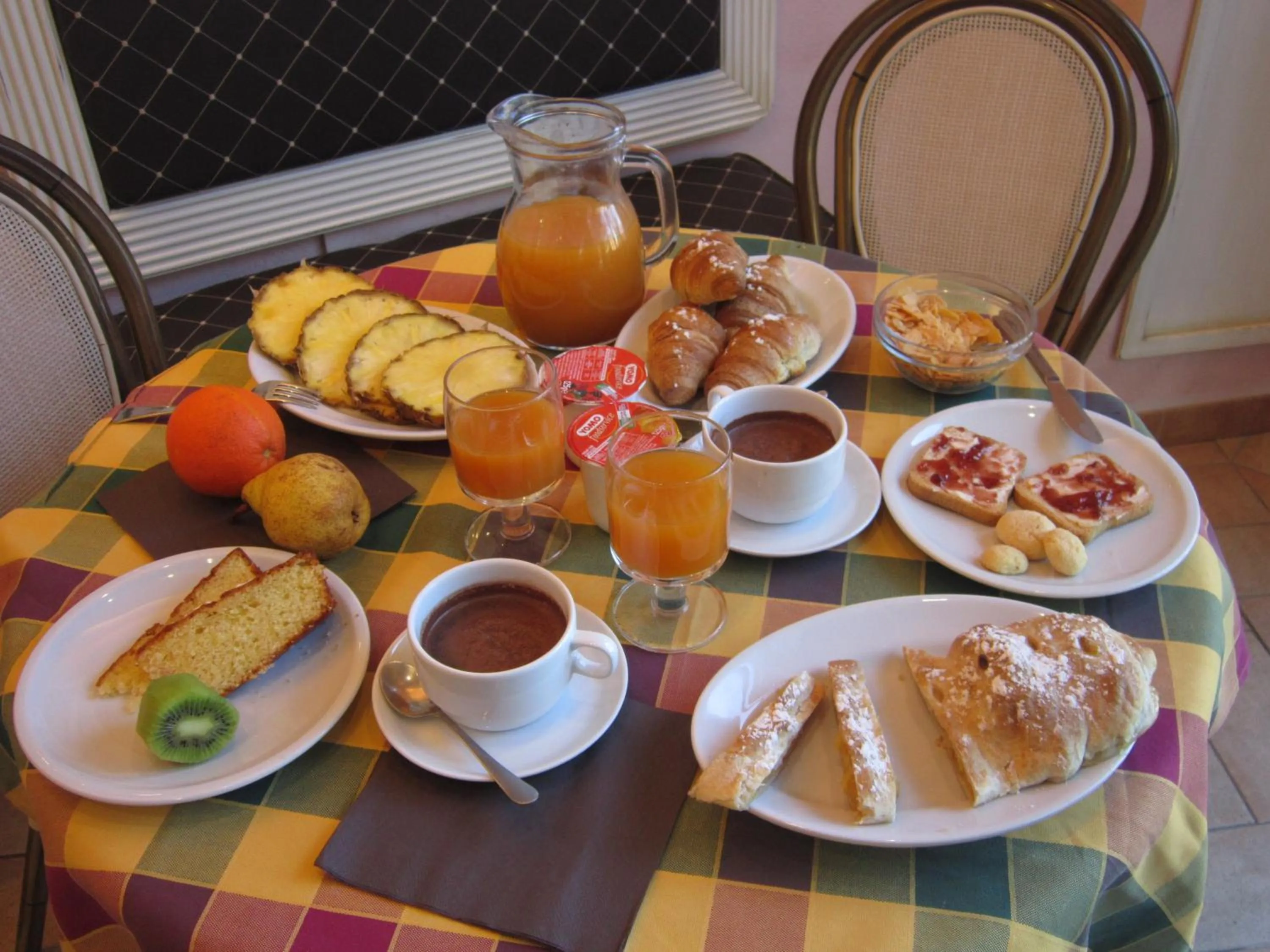 Lounge or bar in Holiday Rooms Antica Badia