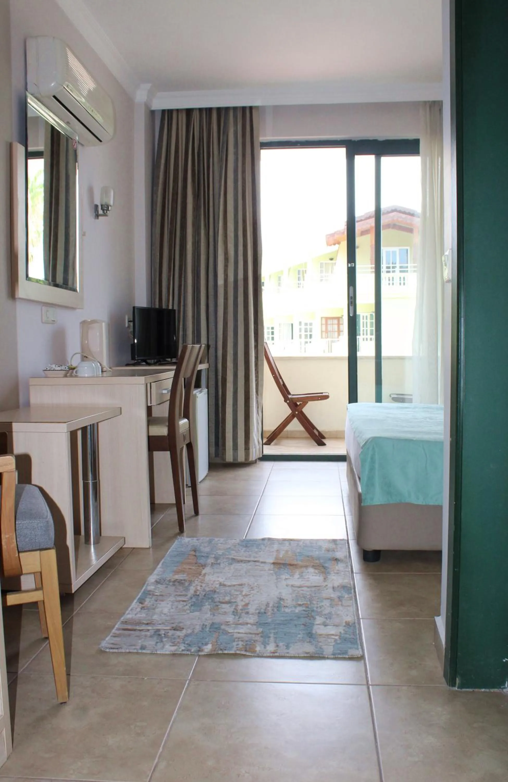 Coffee/tea facilities in Avlu Hotel