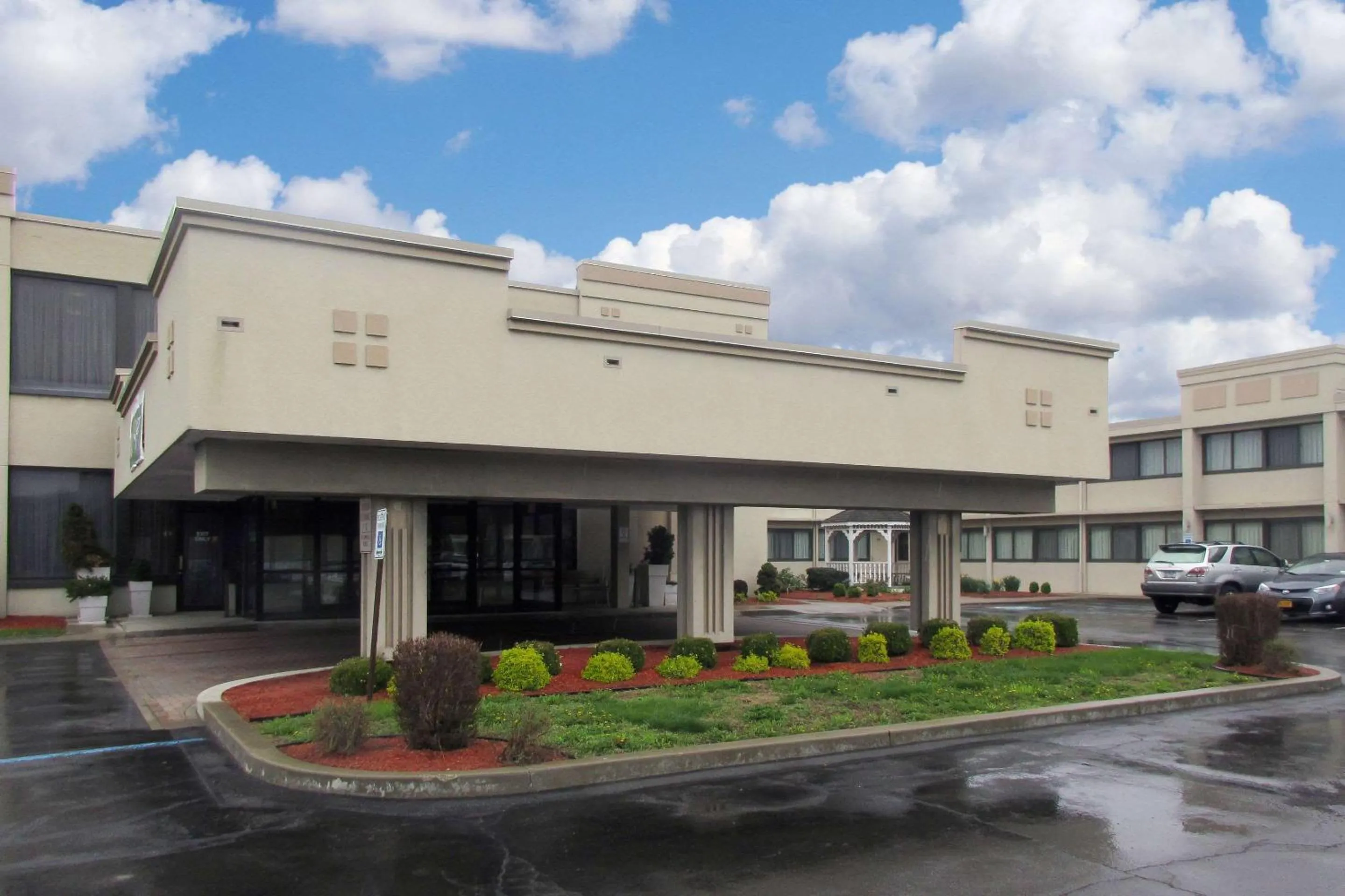 Property building in Quality Inn Horseheads