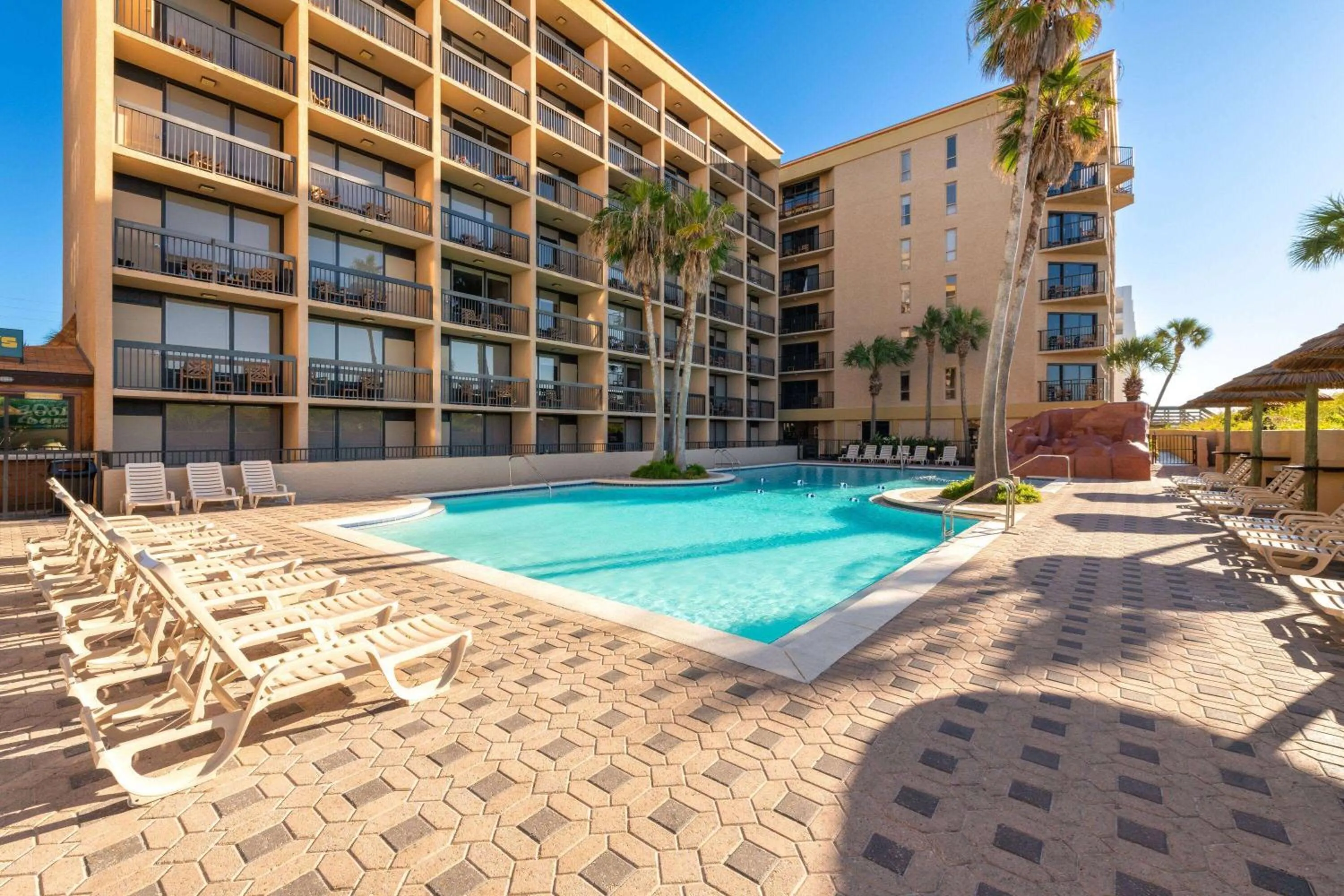 Swimming pool in Wyndham Garden Fort Walton Beach Destin