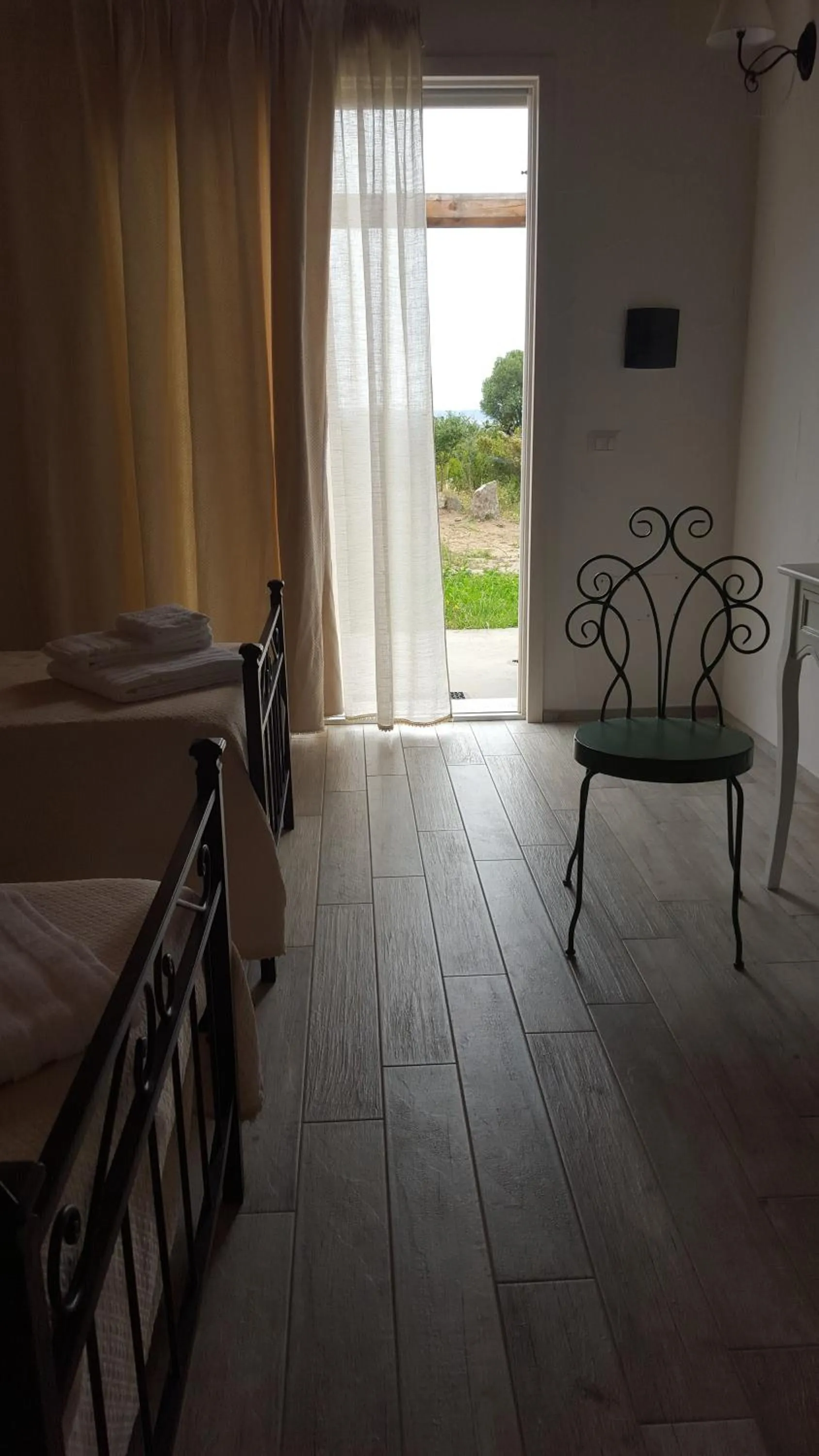 Photo of the whole room in Nacchinono