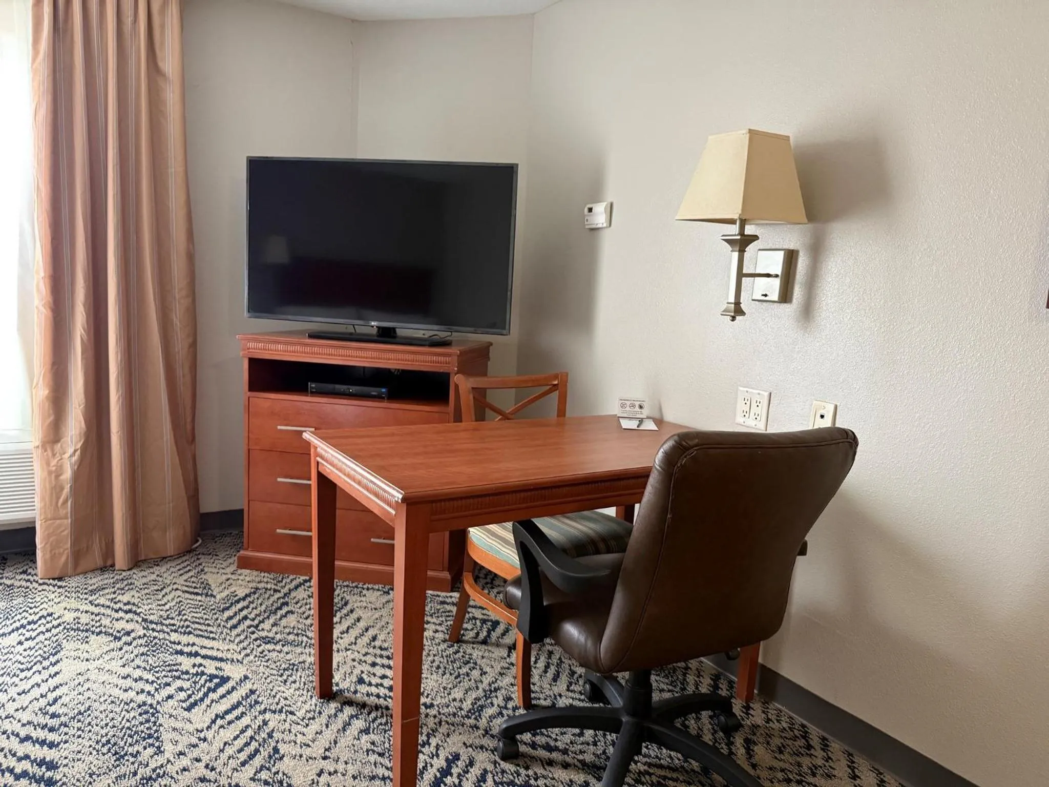 Photo of the whole room in Candlewood Suites La Porte by IHG