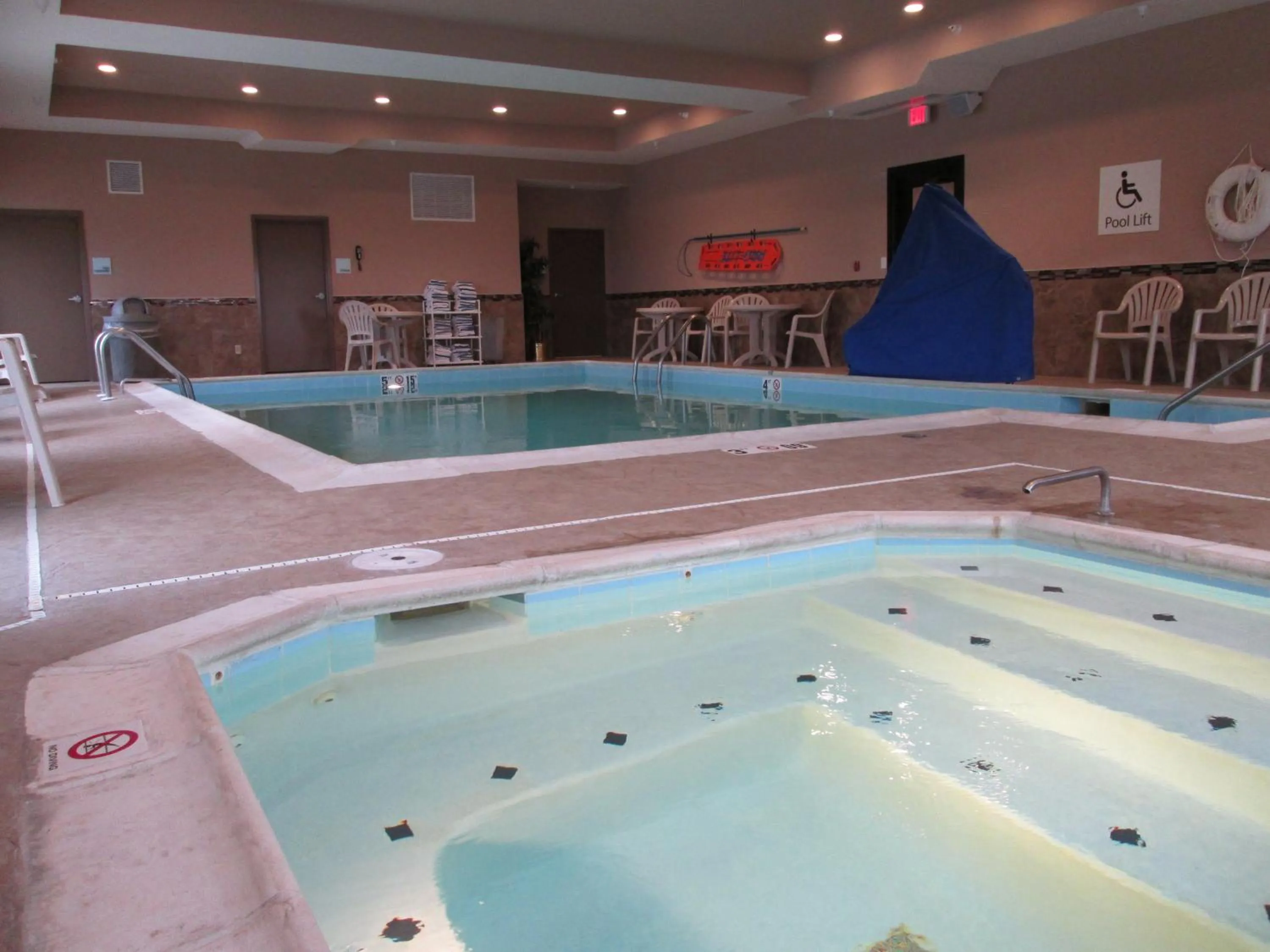 Swimming pool in Holiday Inn Express Cloverdale - Greencastle by IHG