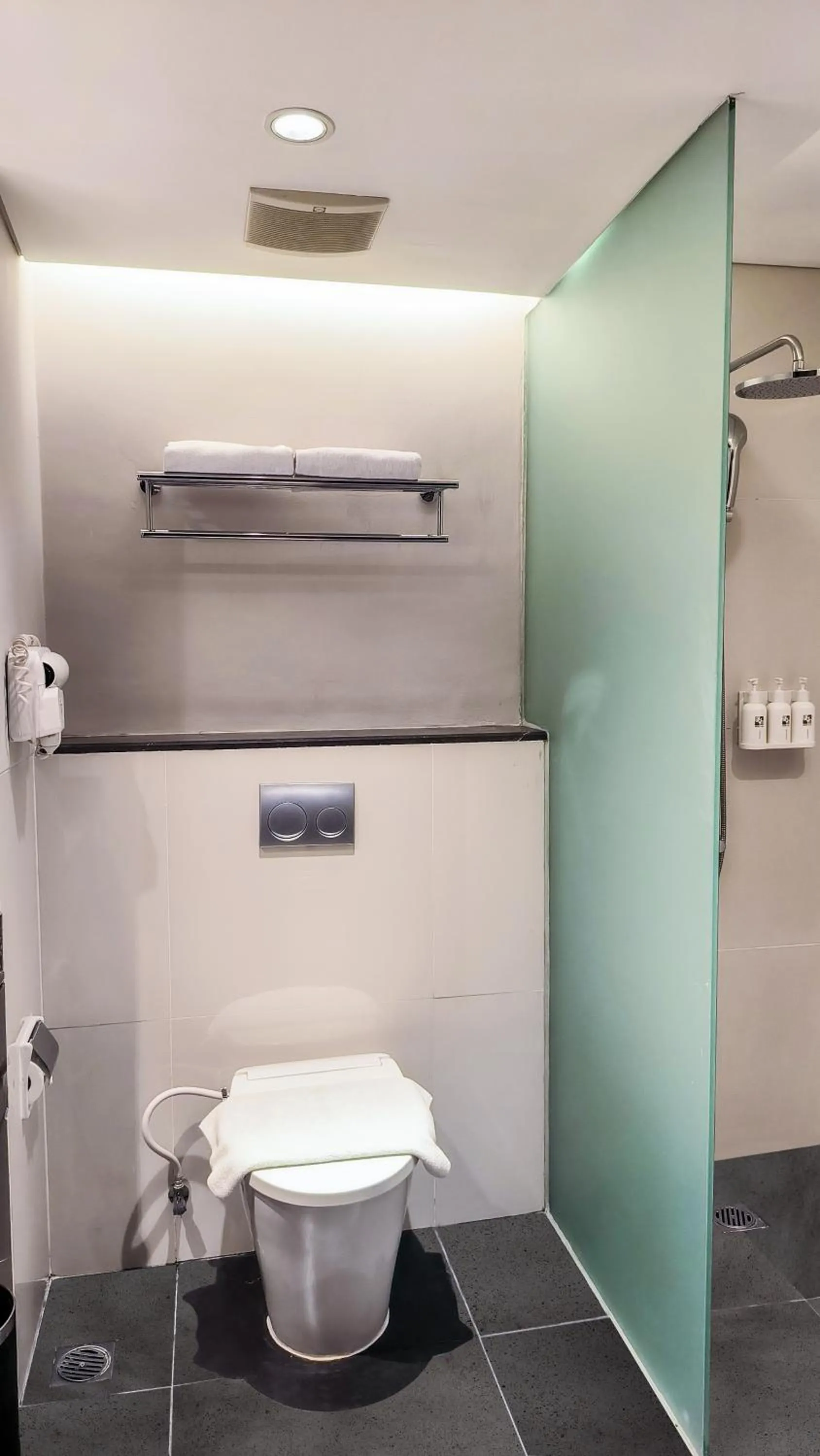 Bathroom in Swiss-Belhotel Bogor