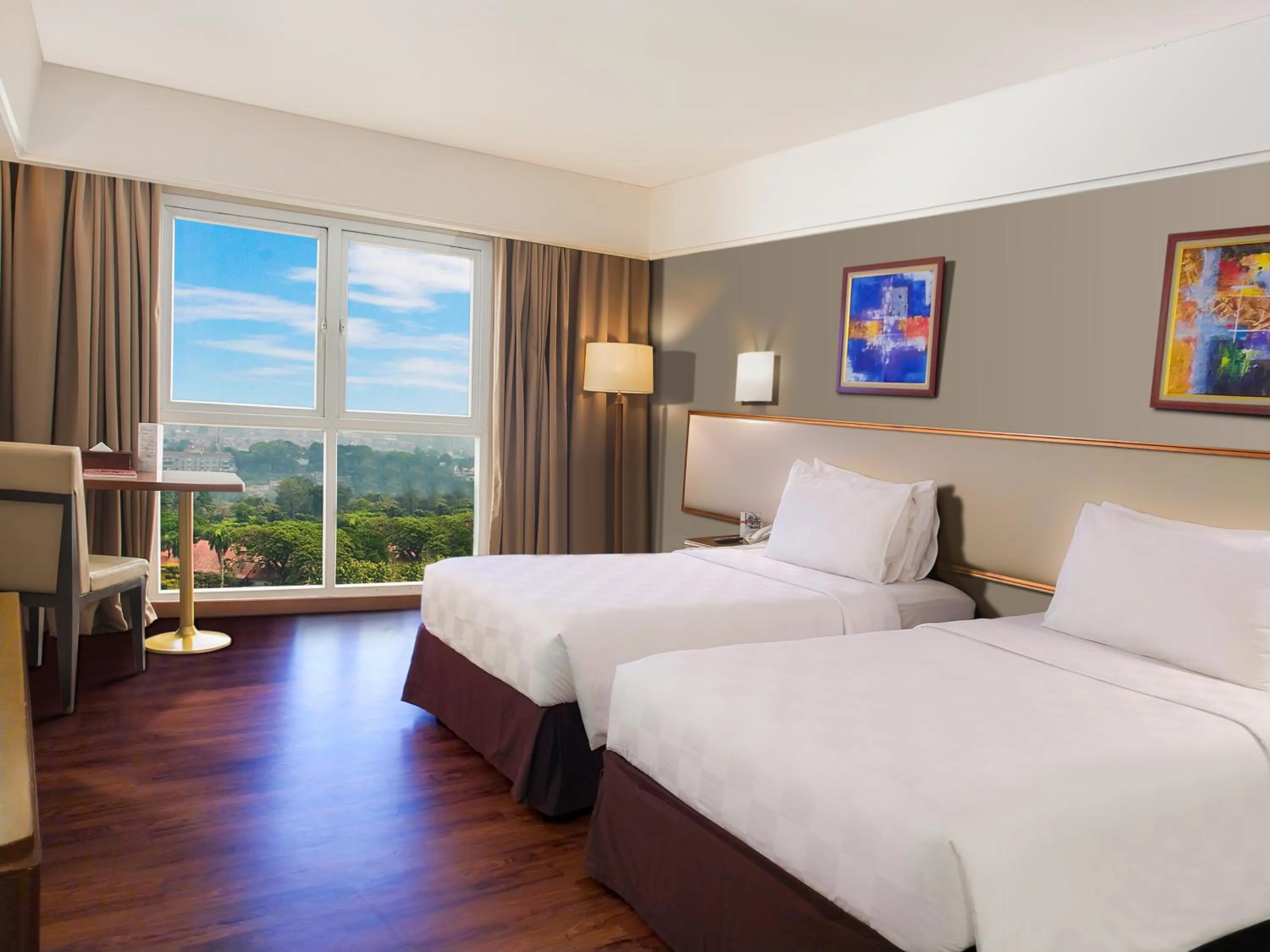 Bedroom, Bed in Swiss-Belhotel Bogor