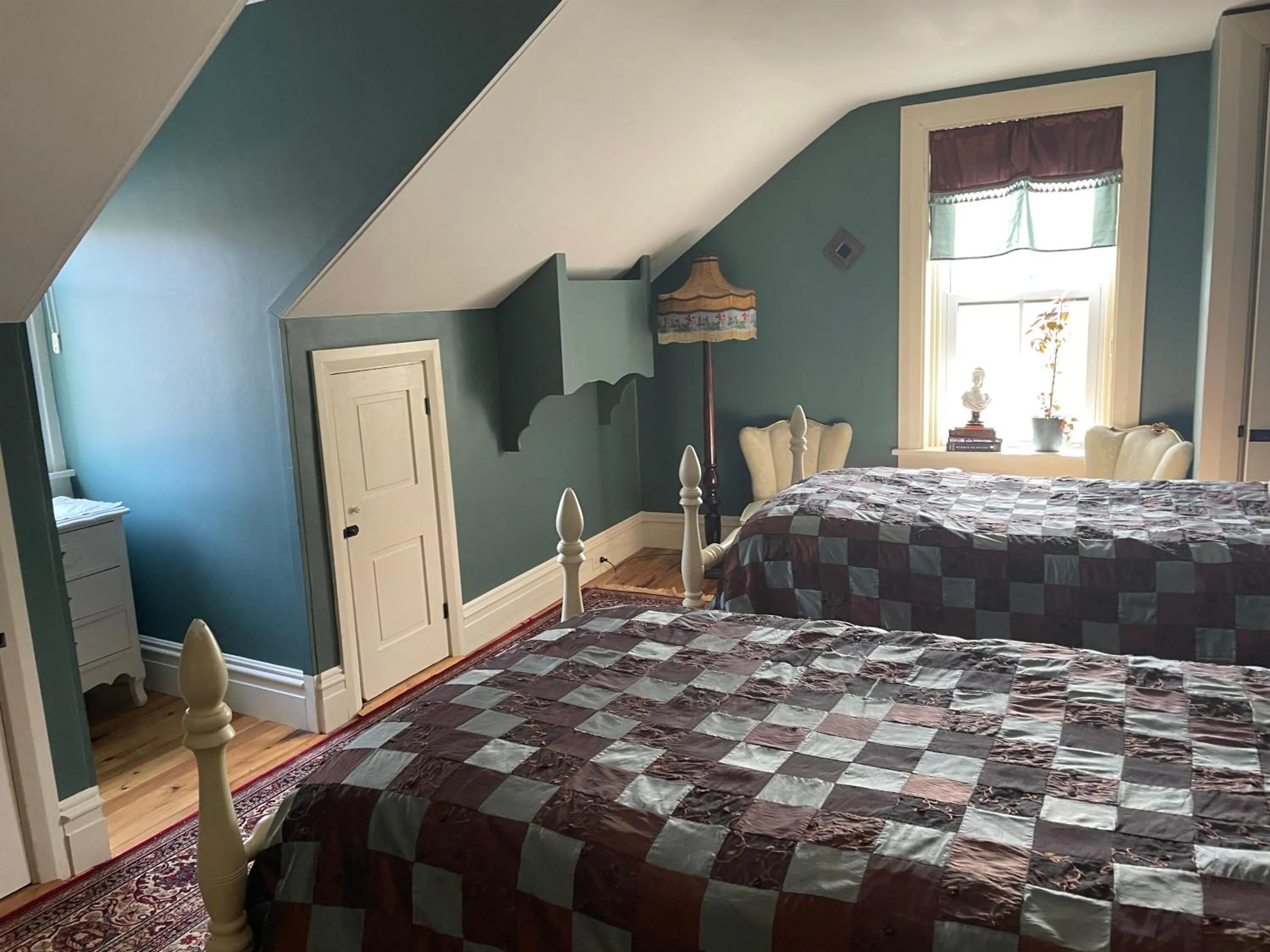 Bed in Hollinger House