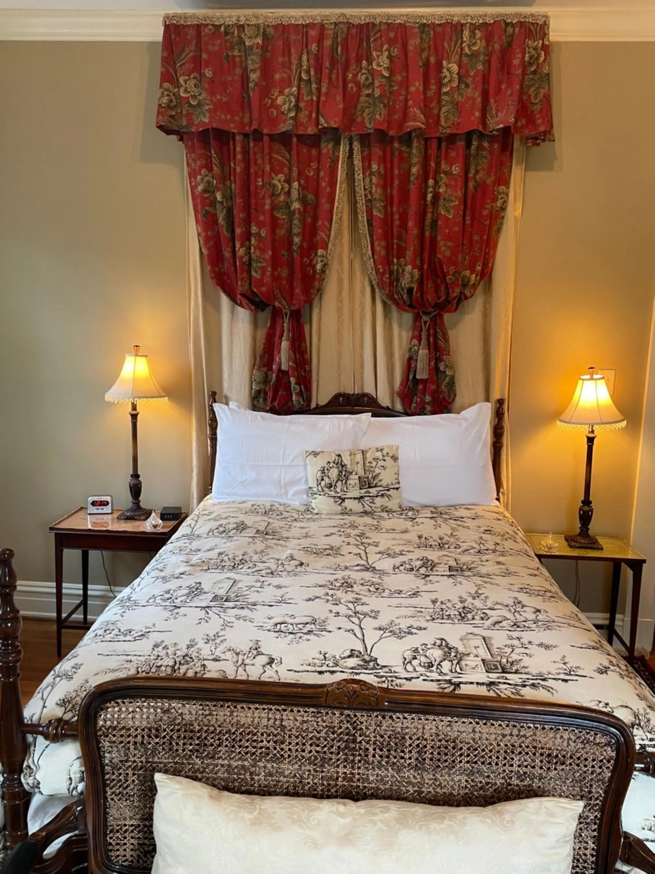 Bed in Hollinger House