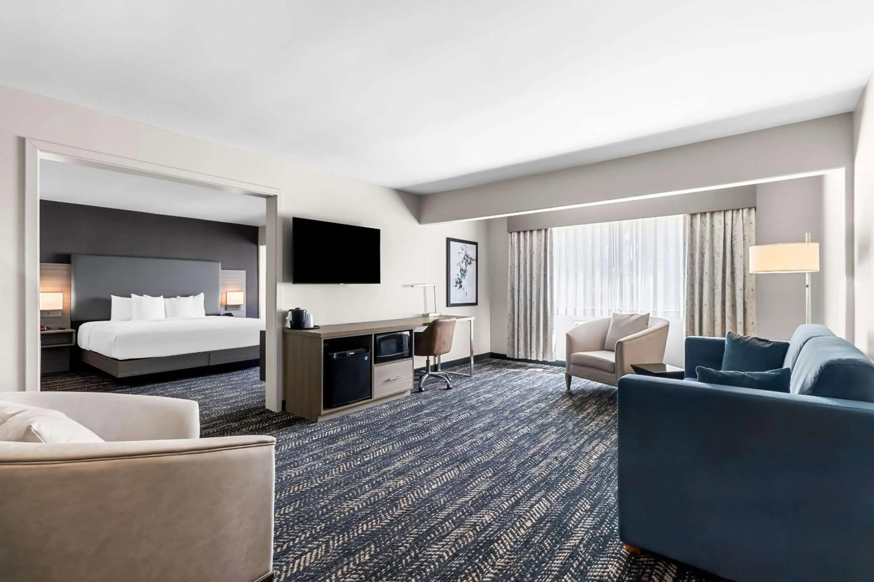 Bedroom, Bed in Hourglass Hotel, an Ascend Collection Hotel