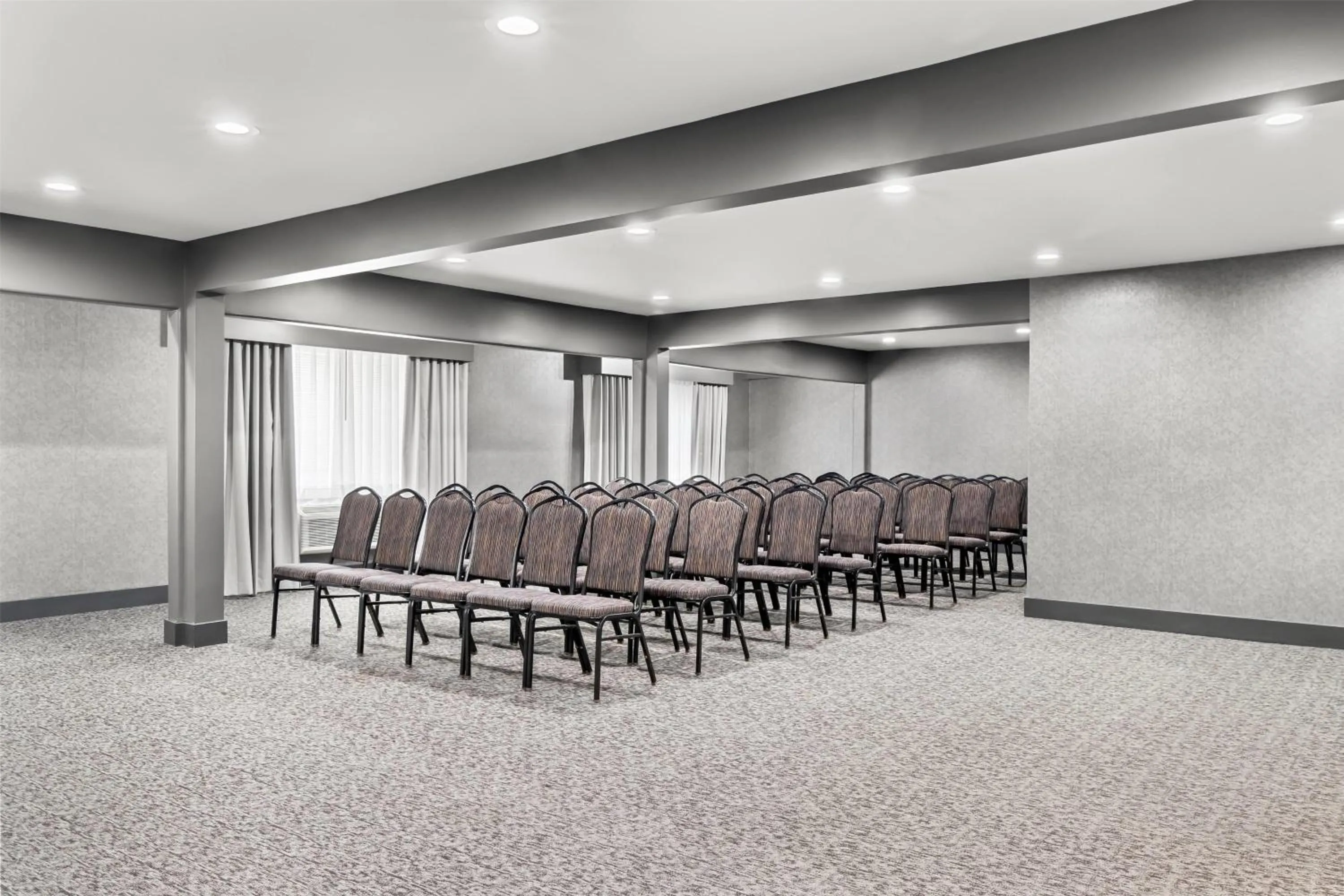 Meeting/conference room in Hourglass Hotel, Trademark Collection by Wyndham