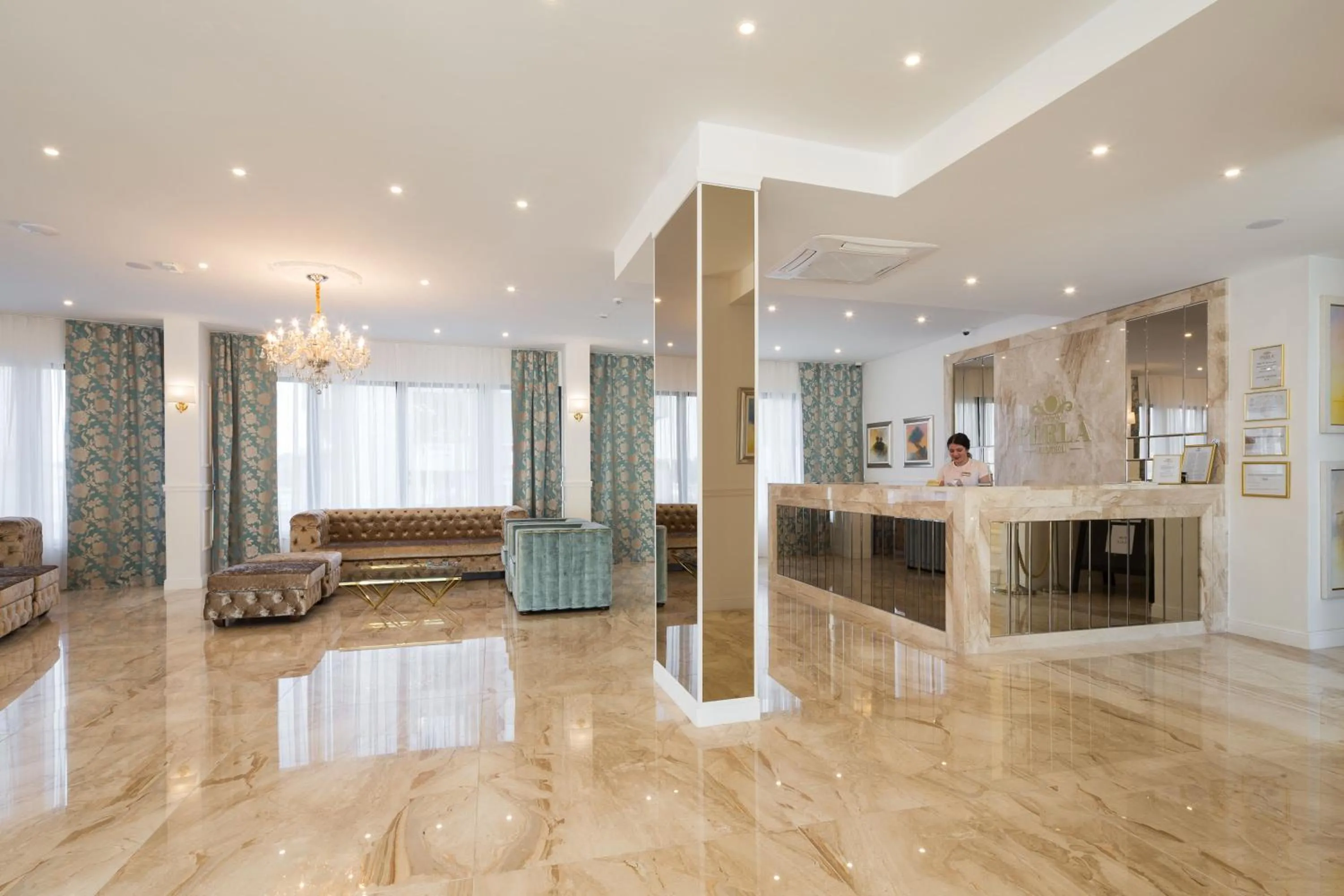 Lobby or reception in Hotel Perla