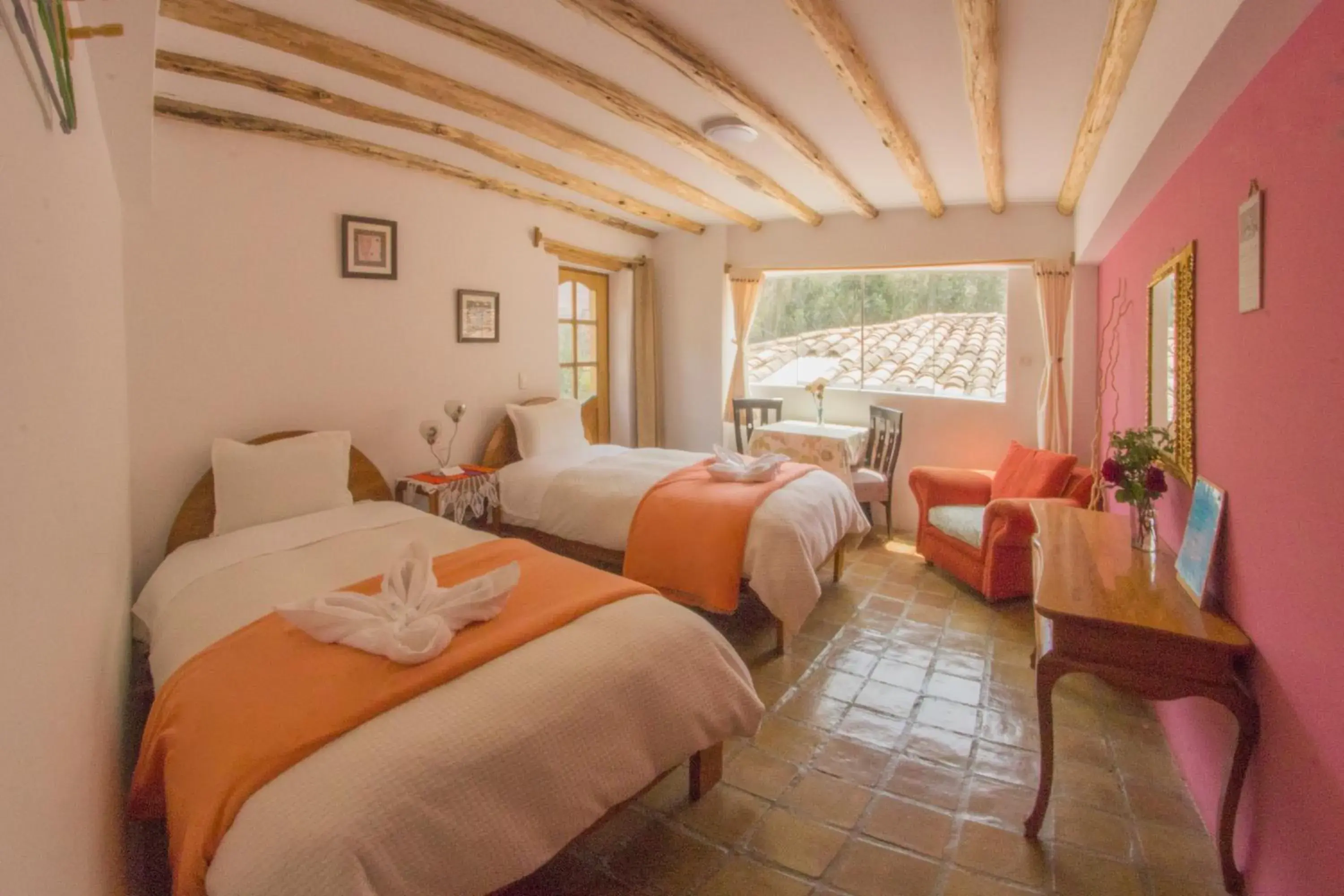 Twin Room with Private Bathroom - single occupancy in Parwa Guest House Twin Room with Private Bathroom - single occupancy in Parwa Guest House