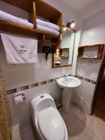 Shower in Parwa Guest House