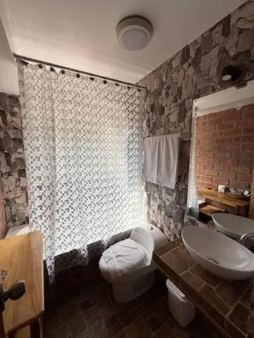 Toilet in Parwa Guest House