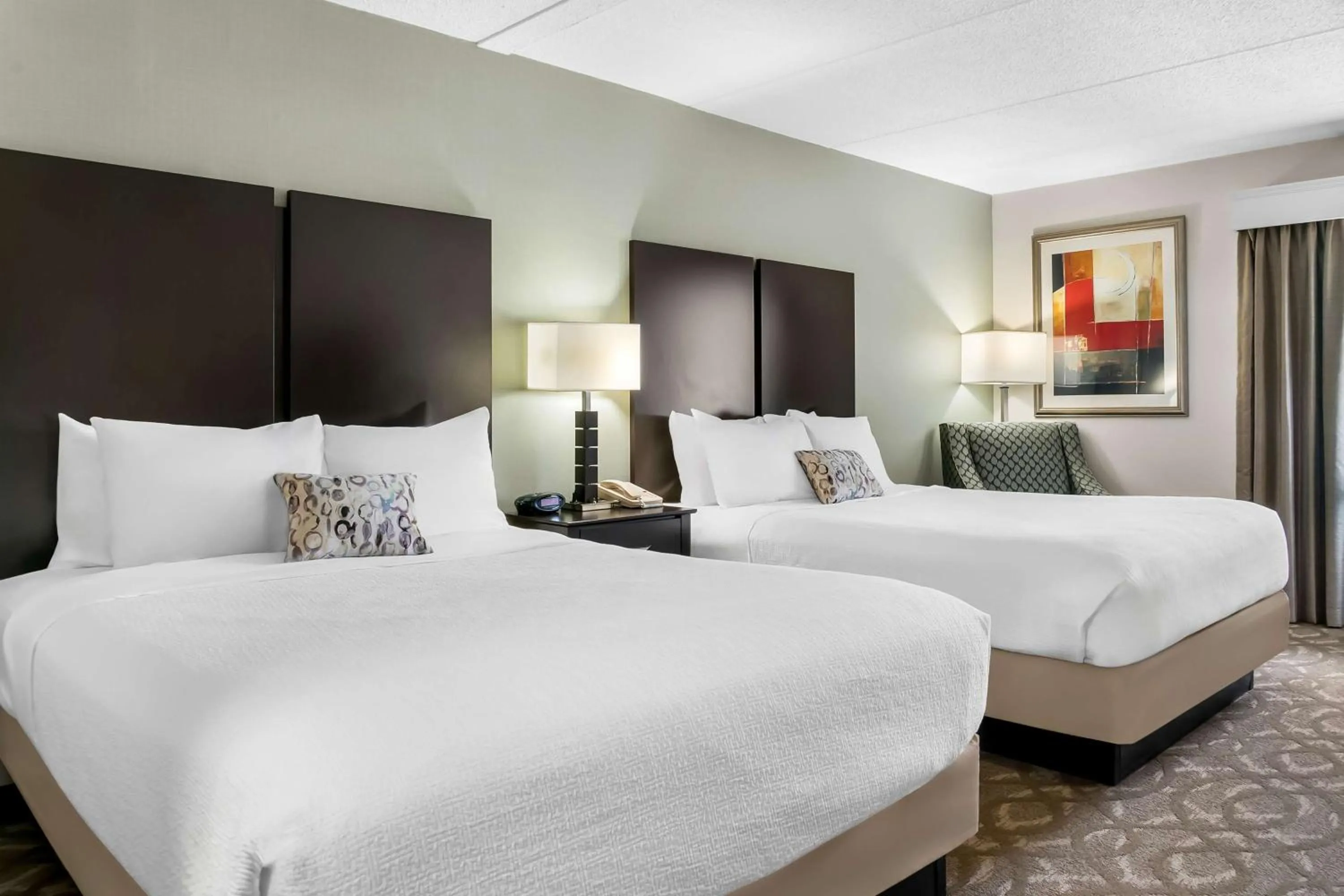 Bedroom, Bed in Best Western Okemos/East Lansing Hotel & Suites