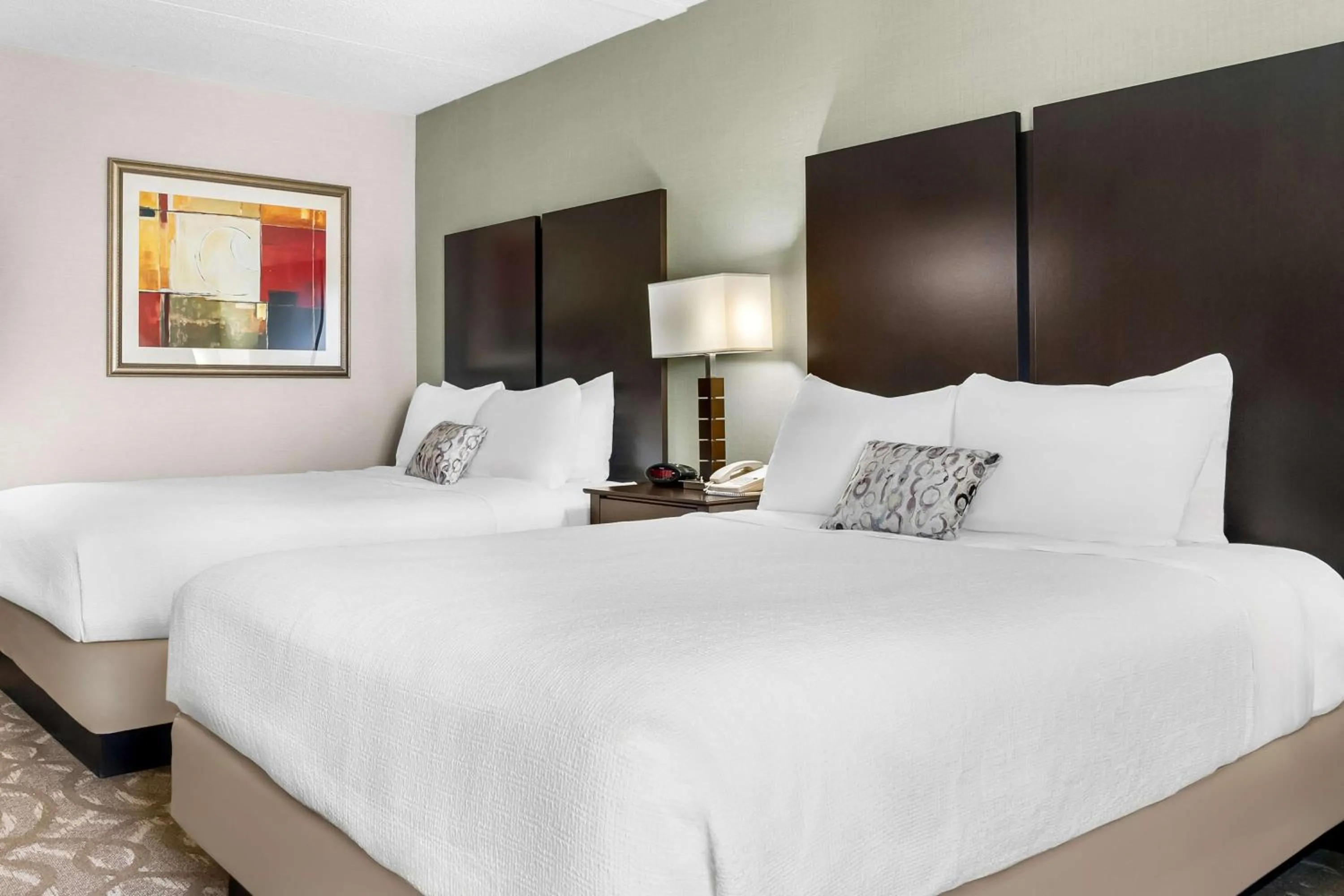 Bedroom, Bed in Best Western Okemos/East Lansing Hotel & Suites