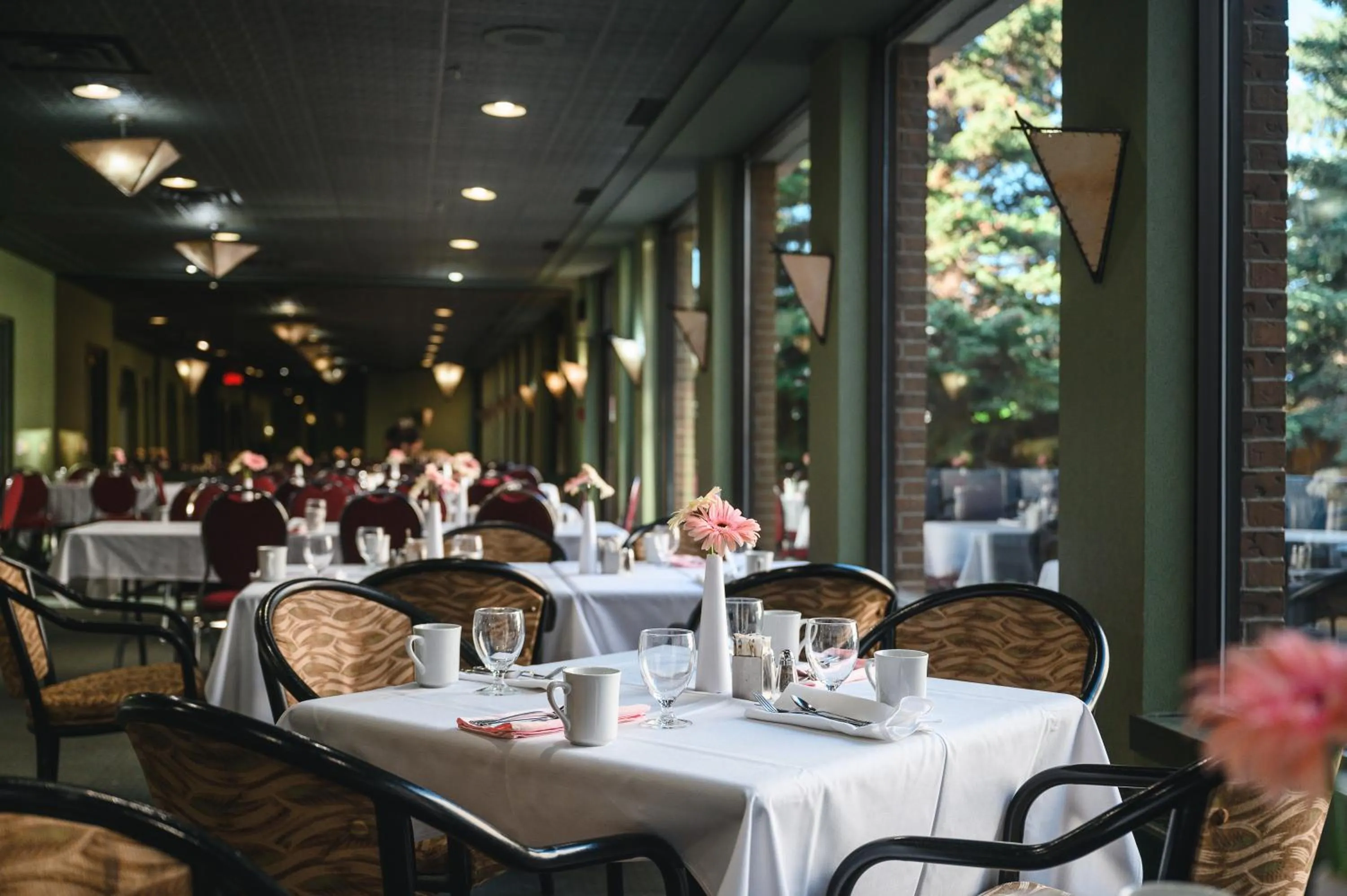 Restaurant/places to eat in Hotel Blackfoot