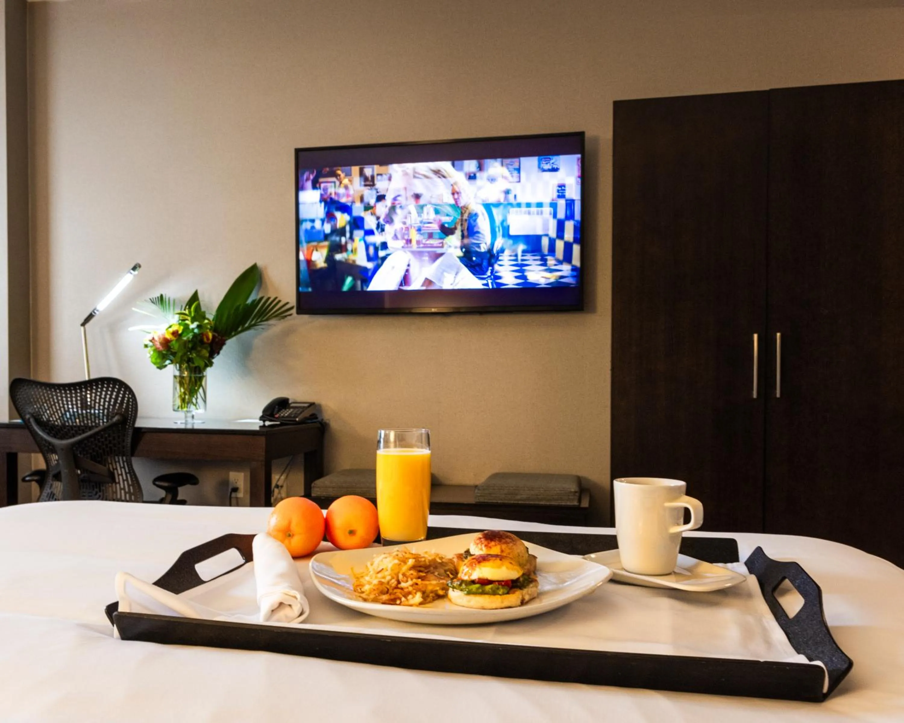 Breakfast in Hotel Blackfoot