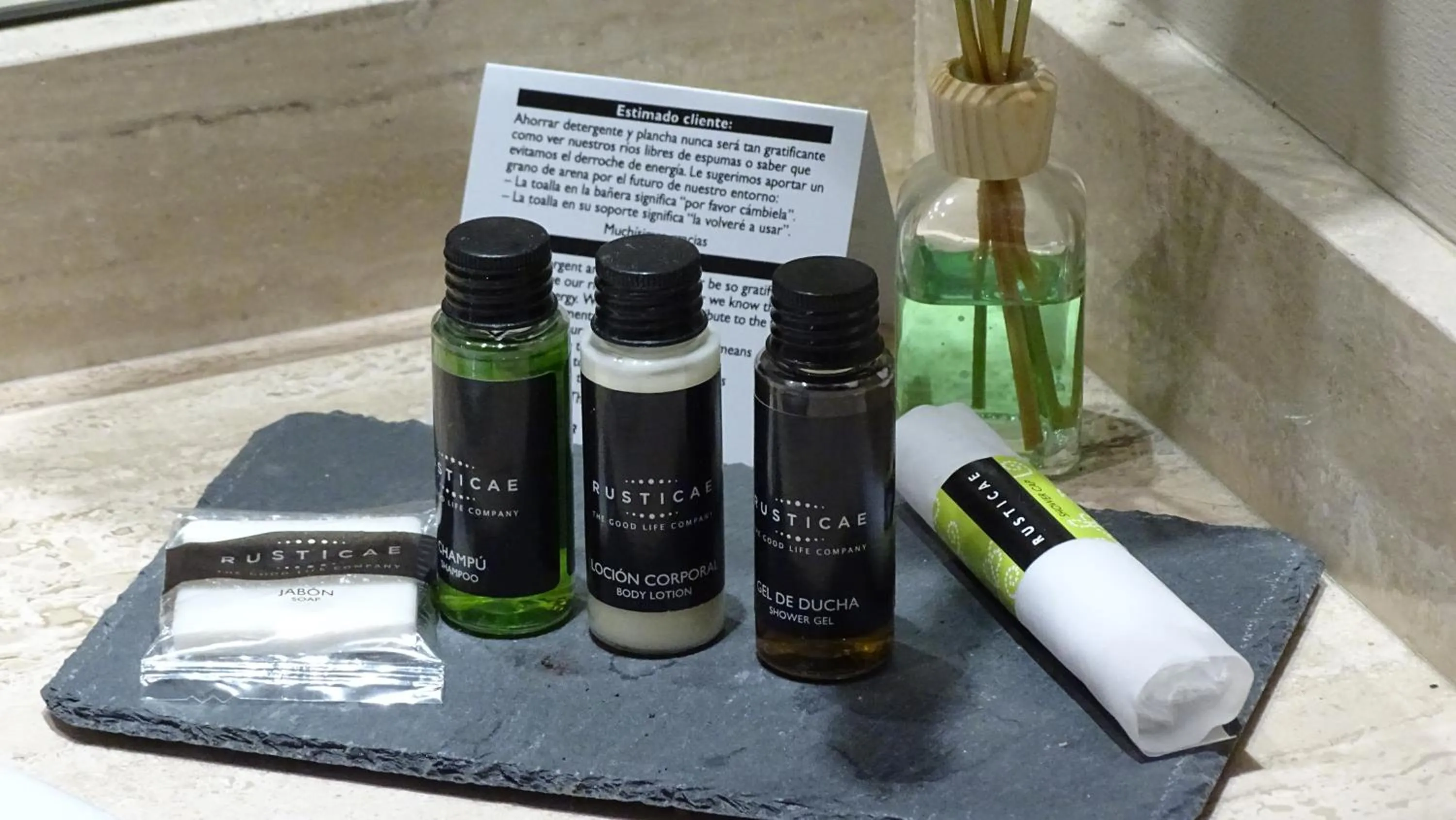 Property building in Hotel Cardamomo Sigüenza